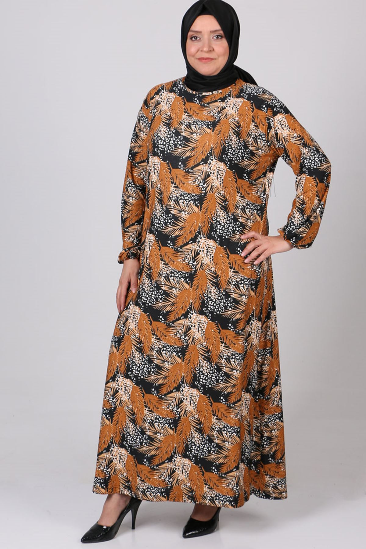 22023 Büyük Beden Kolu Lastikli Örme Krep Elbise - Safran Yapraklı