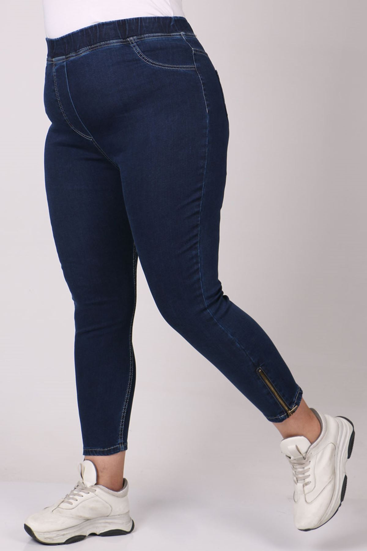 9121 Plus Size Elastic Waist Skinny Leg Jeans - Dark Navy Blue