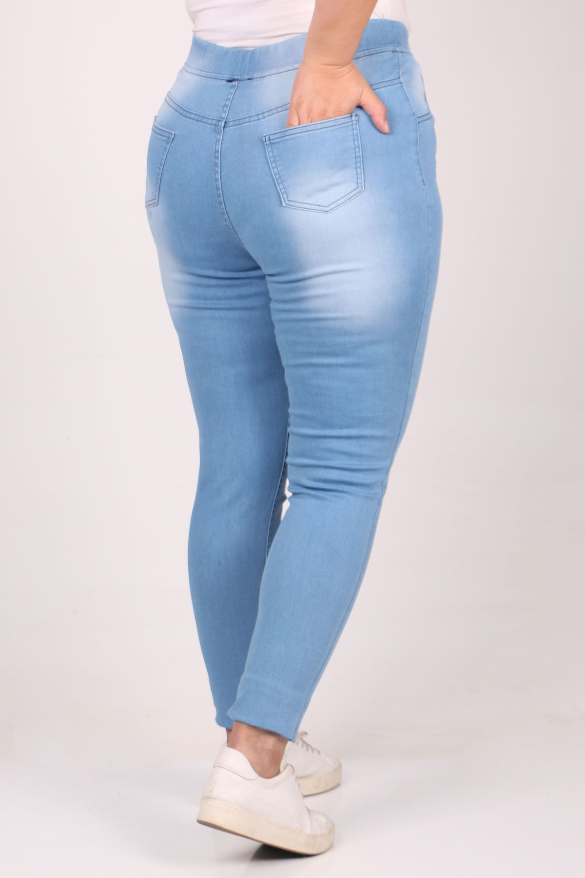 9184-3 Büyük Beden Beli Lastikli Taşlamalı  Dar Paça Kot Pantolon - Buz Mavi