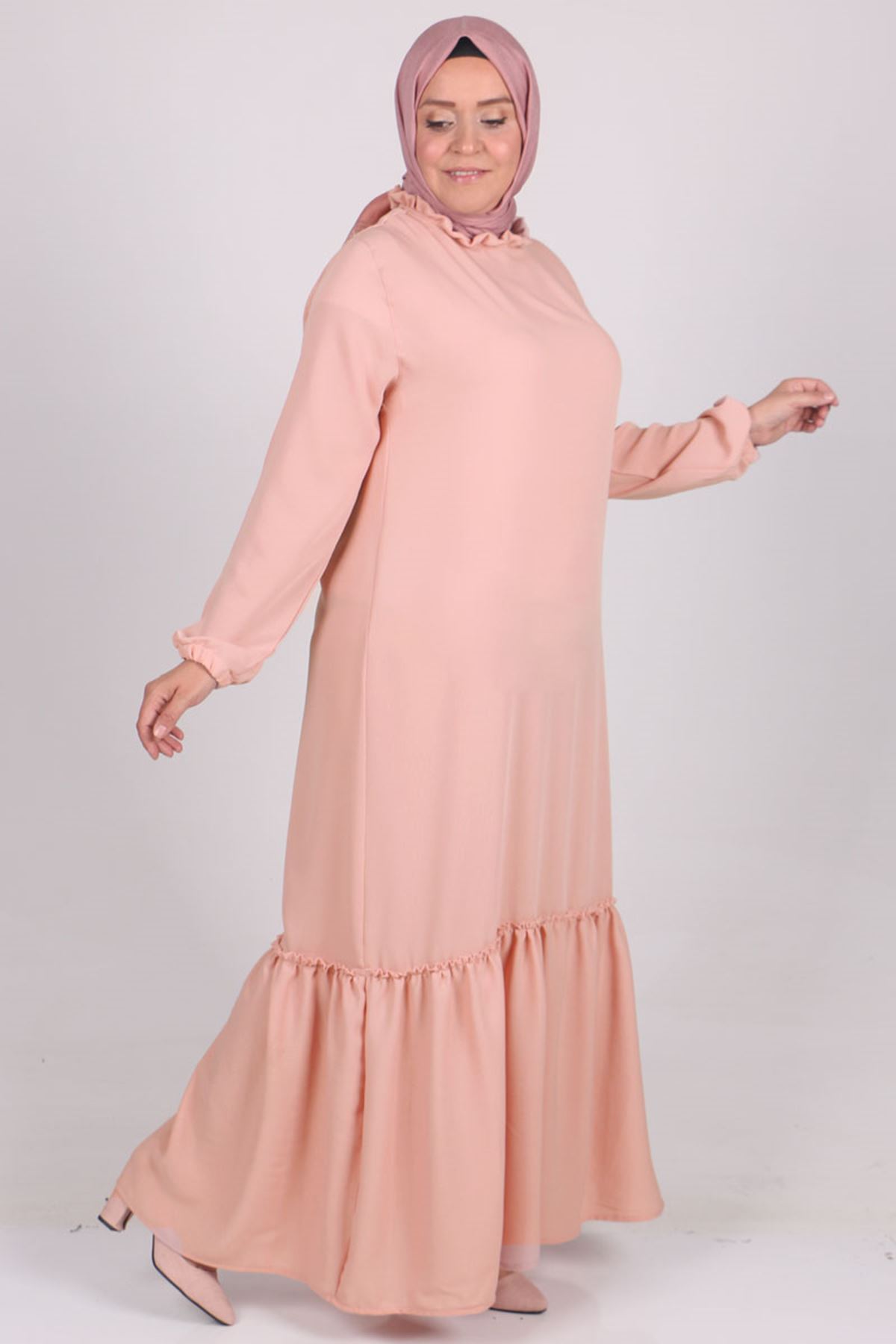 22028 Büyük Beden Fırfırlı Krep Elbise-Pudra