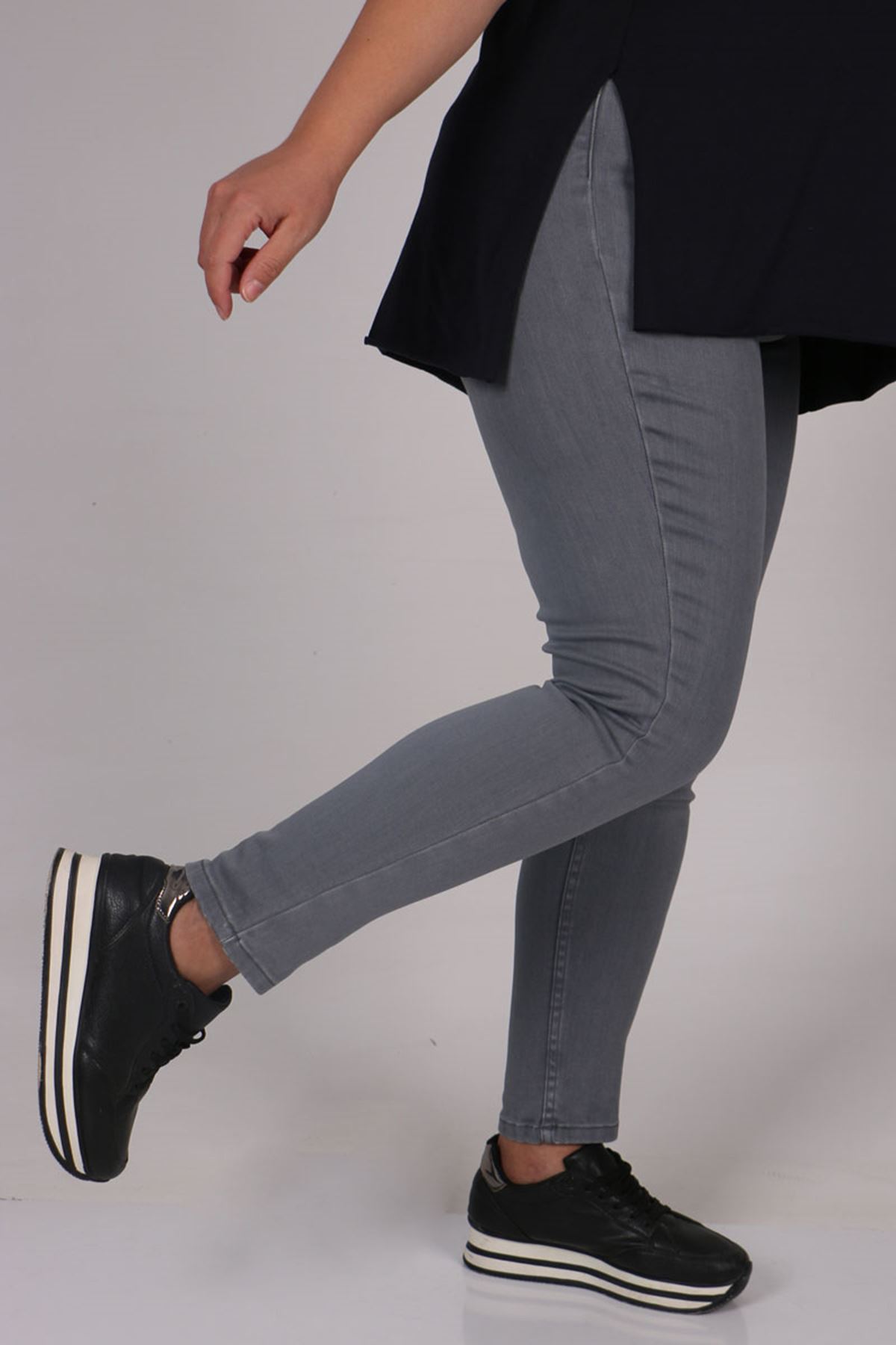 9107 Plus Size Skinny Leg Jeans - Petrol