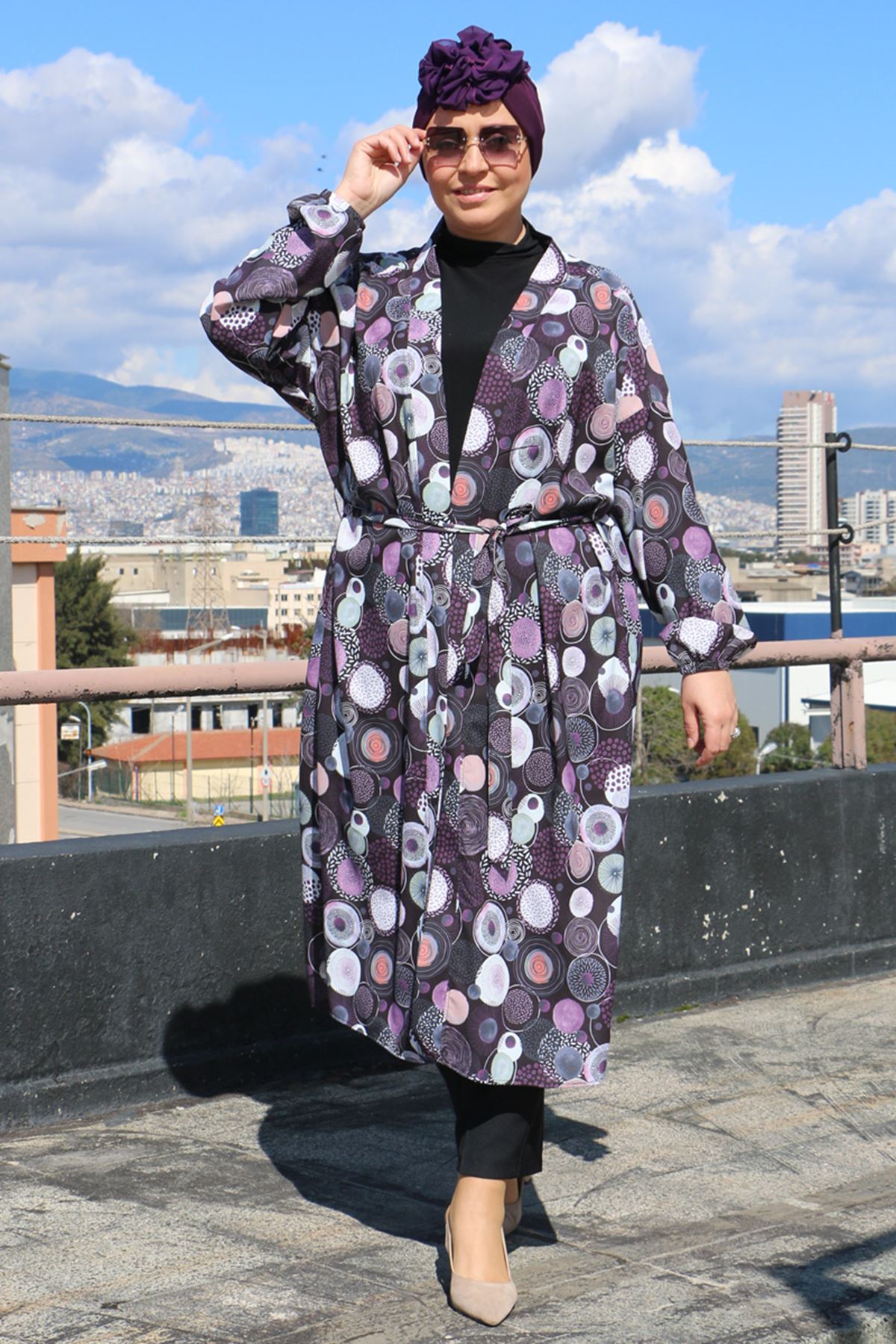 33014 Büyük Beden Desenli  Jesica Kolu Lastikli Kimono-Siyah Daire Desen 