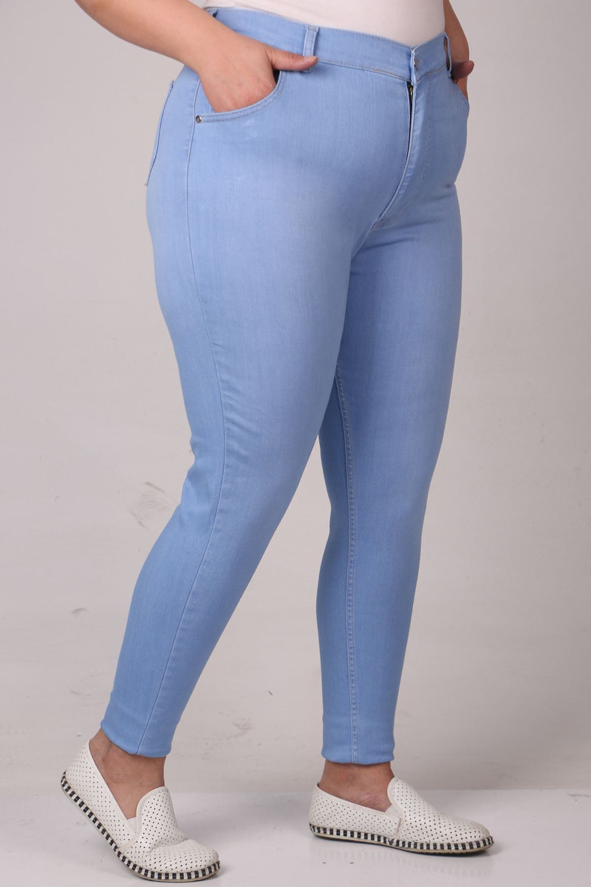 9183-7 Büyük Beden Dar Paça Uzun Boy Taşlı Tırnaklı Kot Pantolon - Buz Mavi