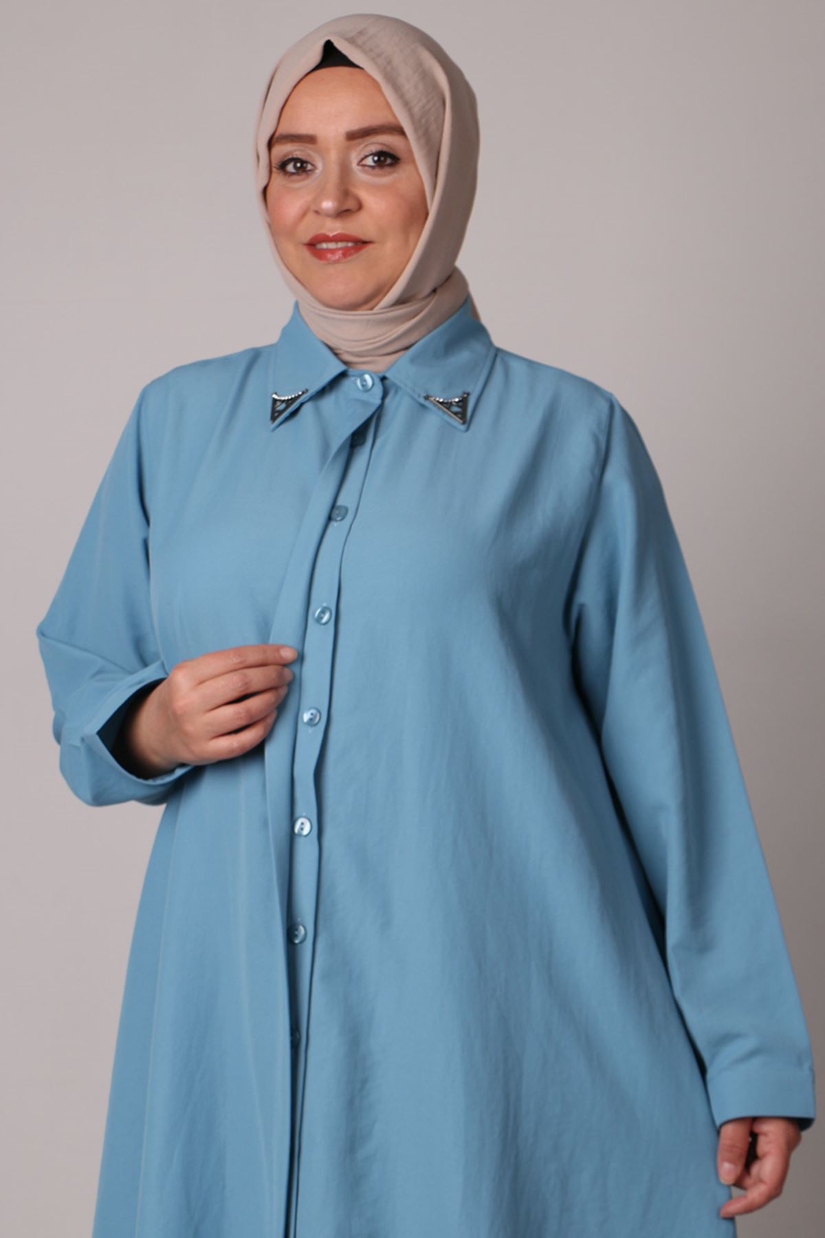 38060 Plus Size Star Airobin Mevlana Shirt with Collar Accessories-Baby Blue