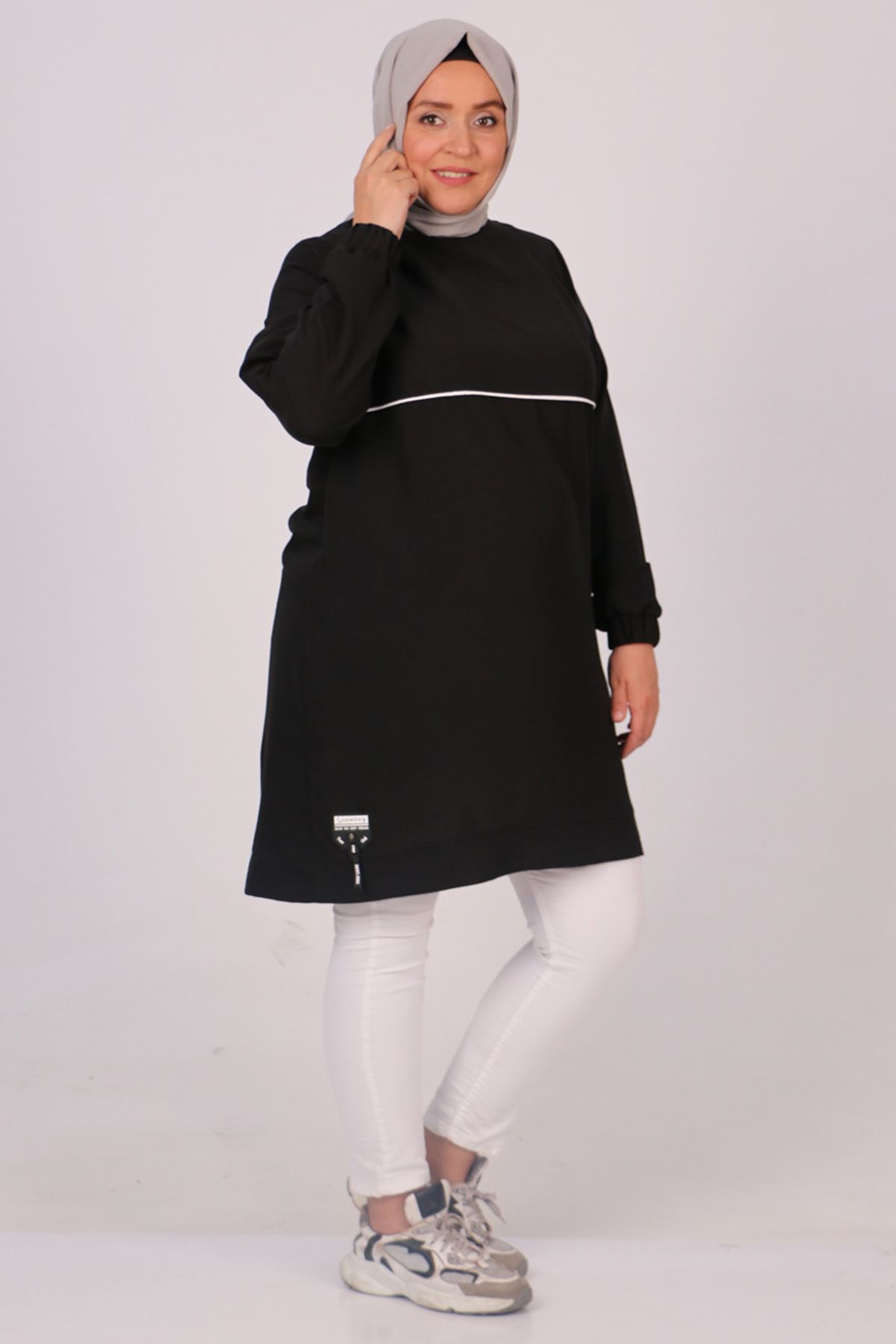 38008 Large Size Miracle Tunic With Split Line -Black