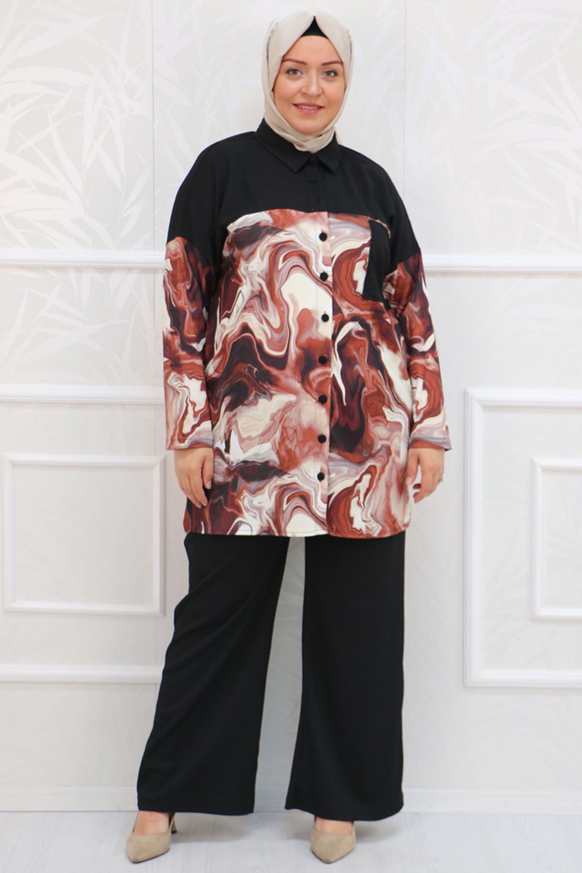 37026 Large Size Crepe Color Combination Trouser Suit-Tile Patterned