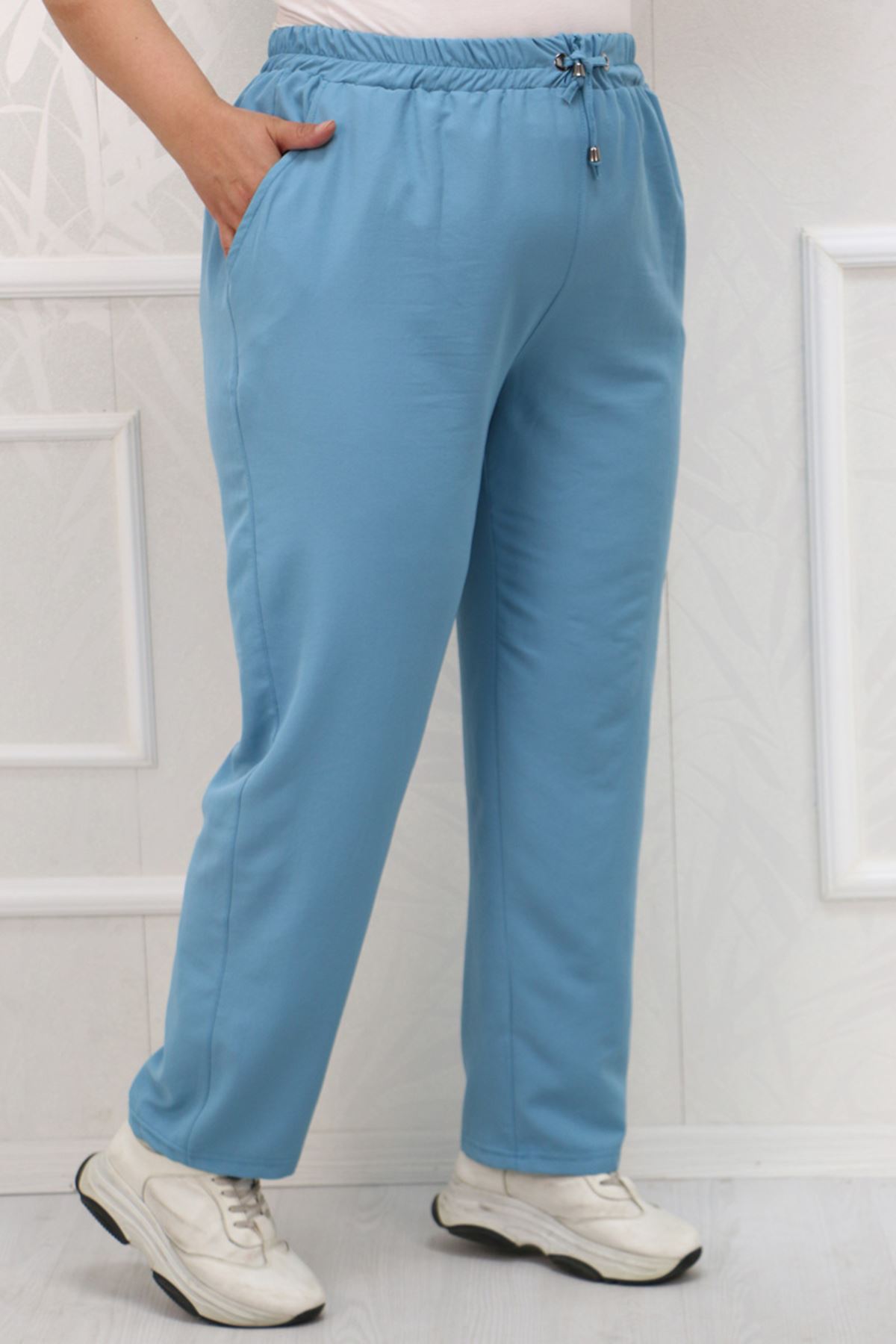 39024 Large Size Star Airobin Slim Leg Pants With Elastic Waist -Baby Blue