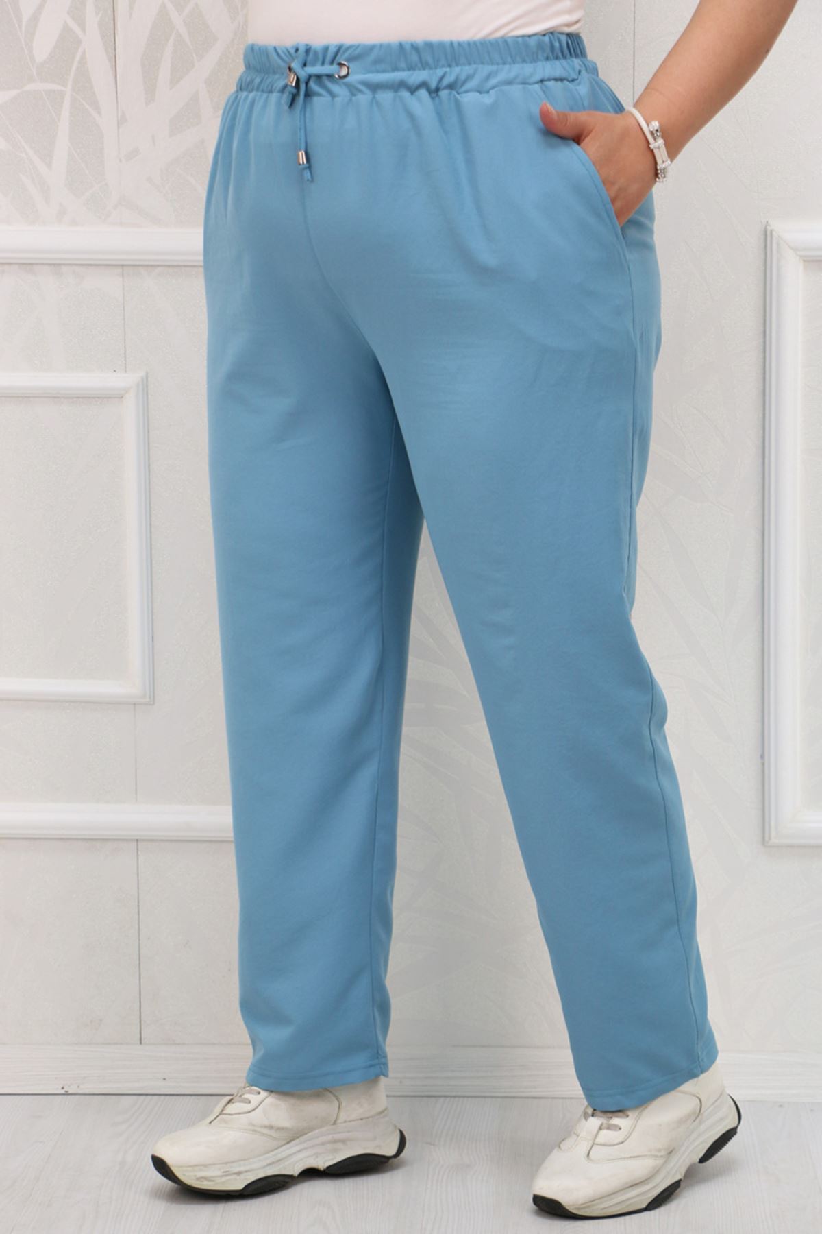 39024 Large Size Star Airobin Slim Leg Pants With Elastic Waist -Baby Blue