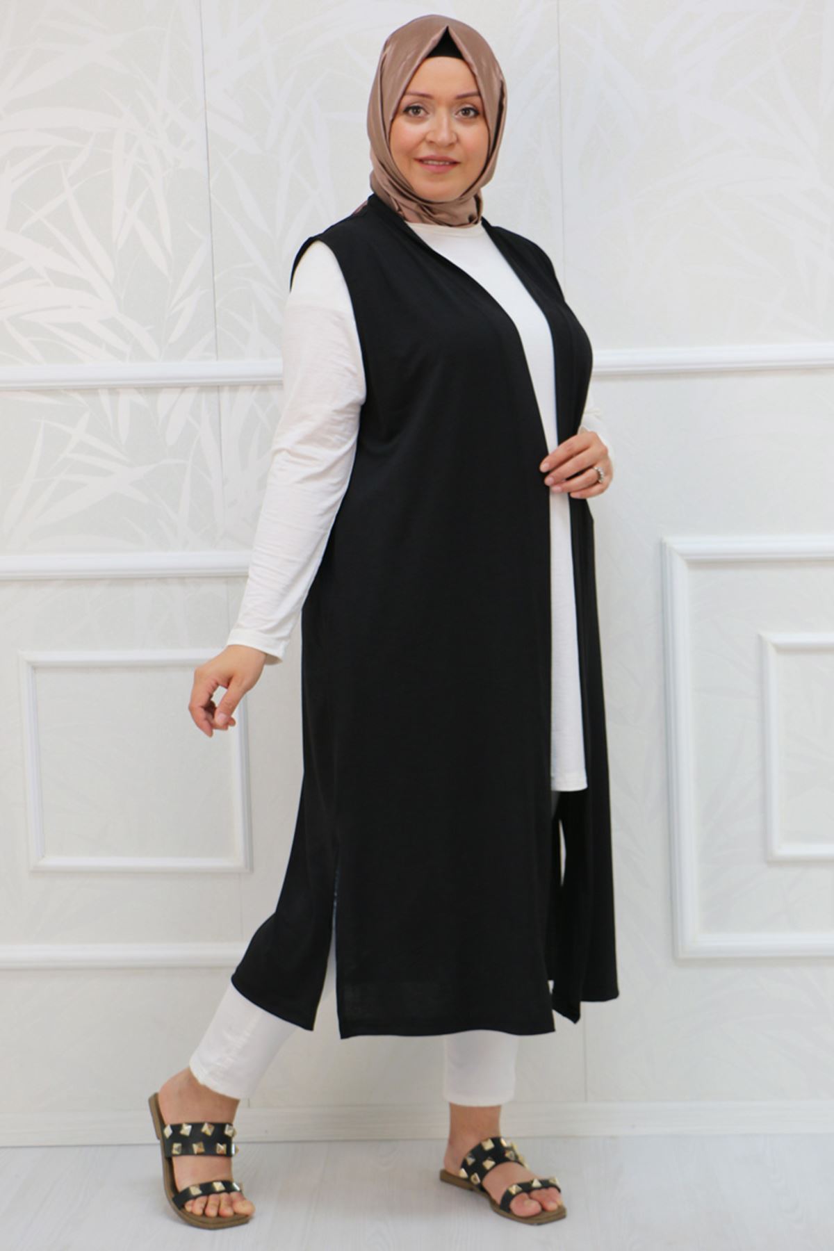 30408 ​​Plus Size Mina Wear & Go Vest - Black