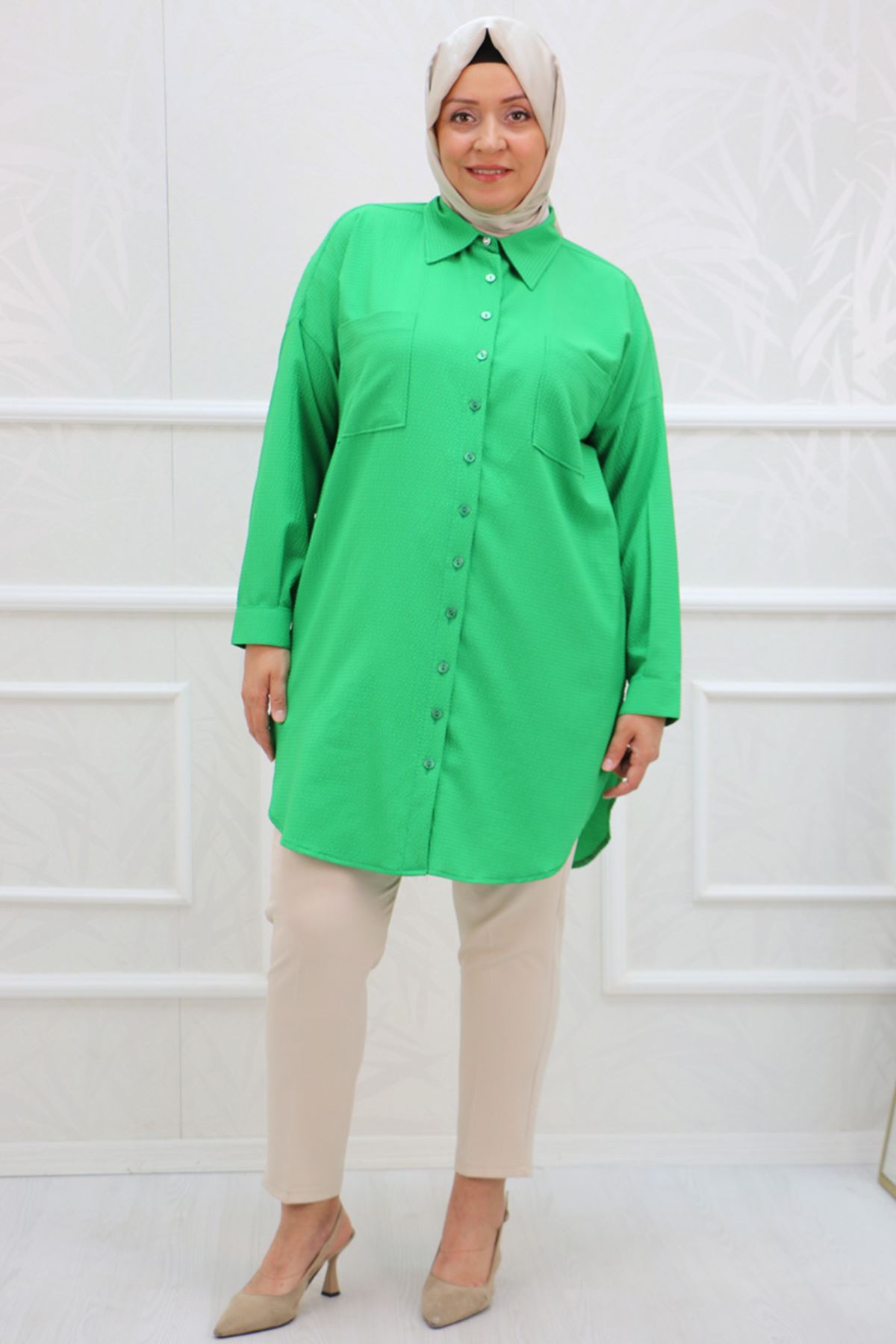 38067 Plus Size Low Sleeve Goffre Shirt- Green