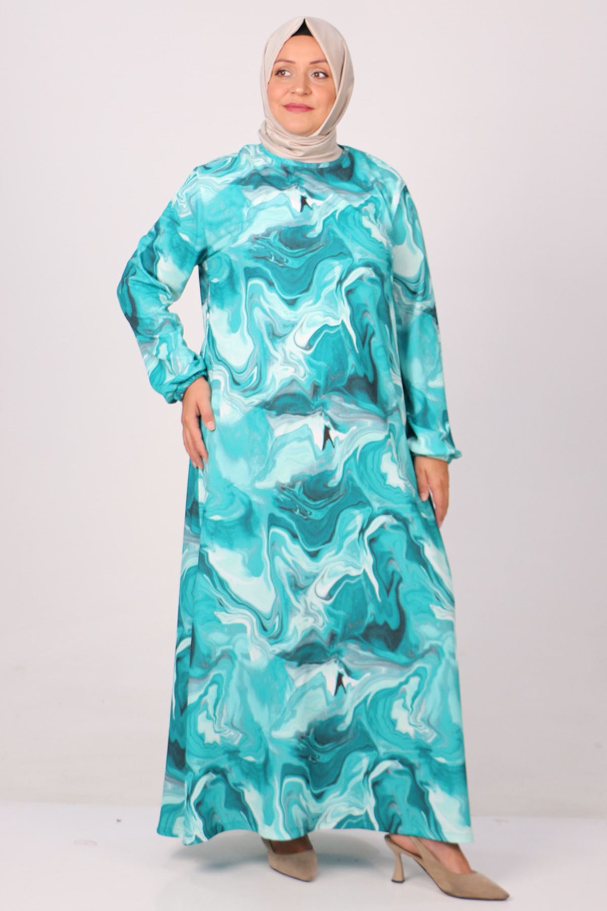32025 Plus Size Crepe Dress - Patterned Emerald