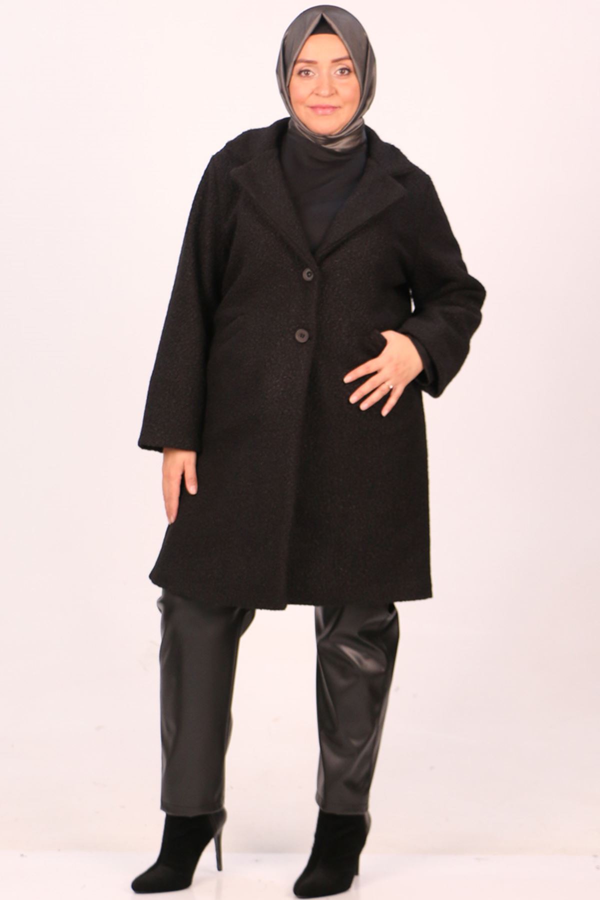 33045 Large Size Buttoned Curly Lamb Coat-Black