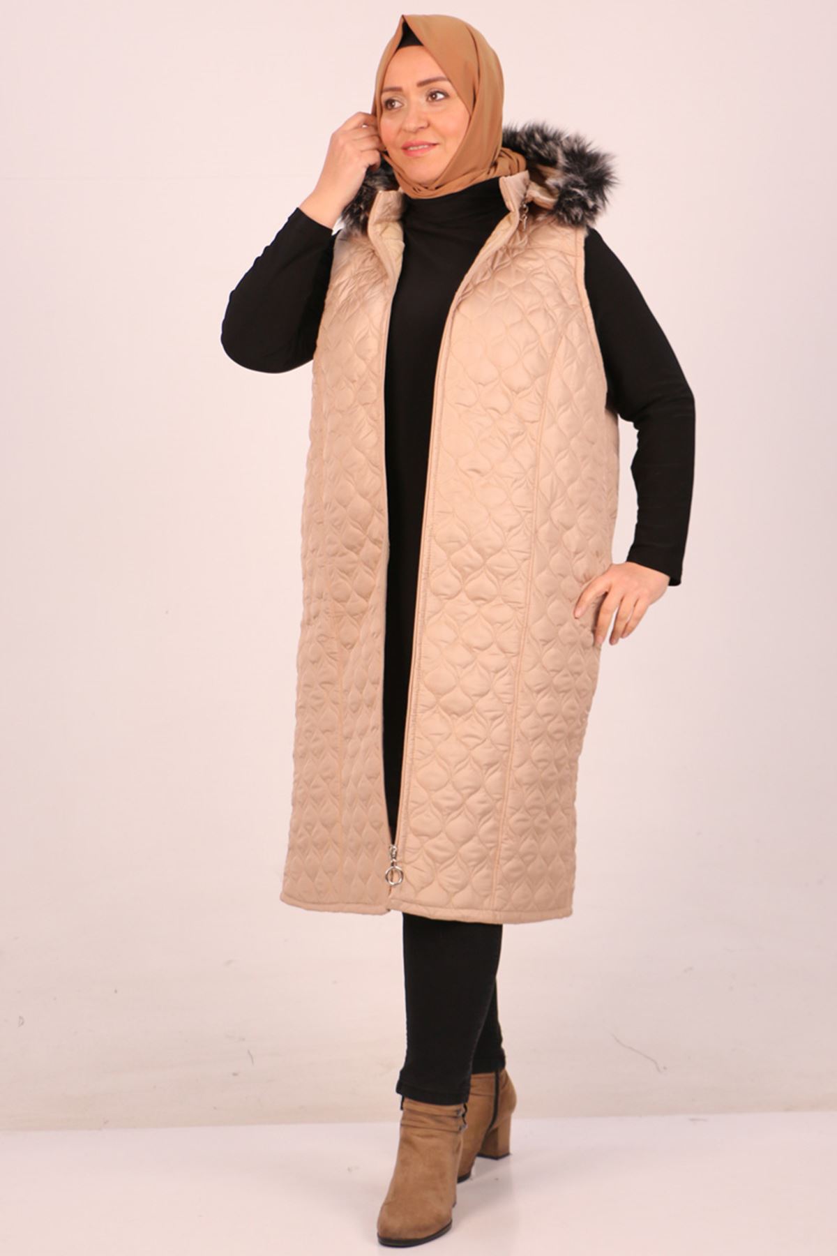 34028 Large Size Quilted Removable Hooded Vest-Beige