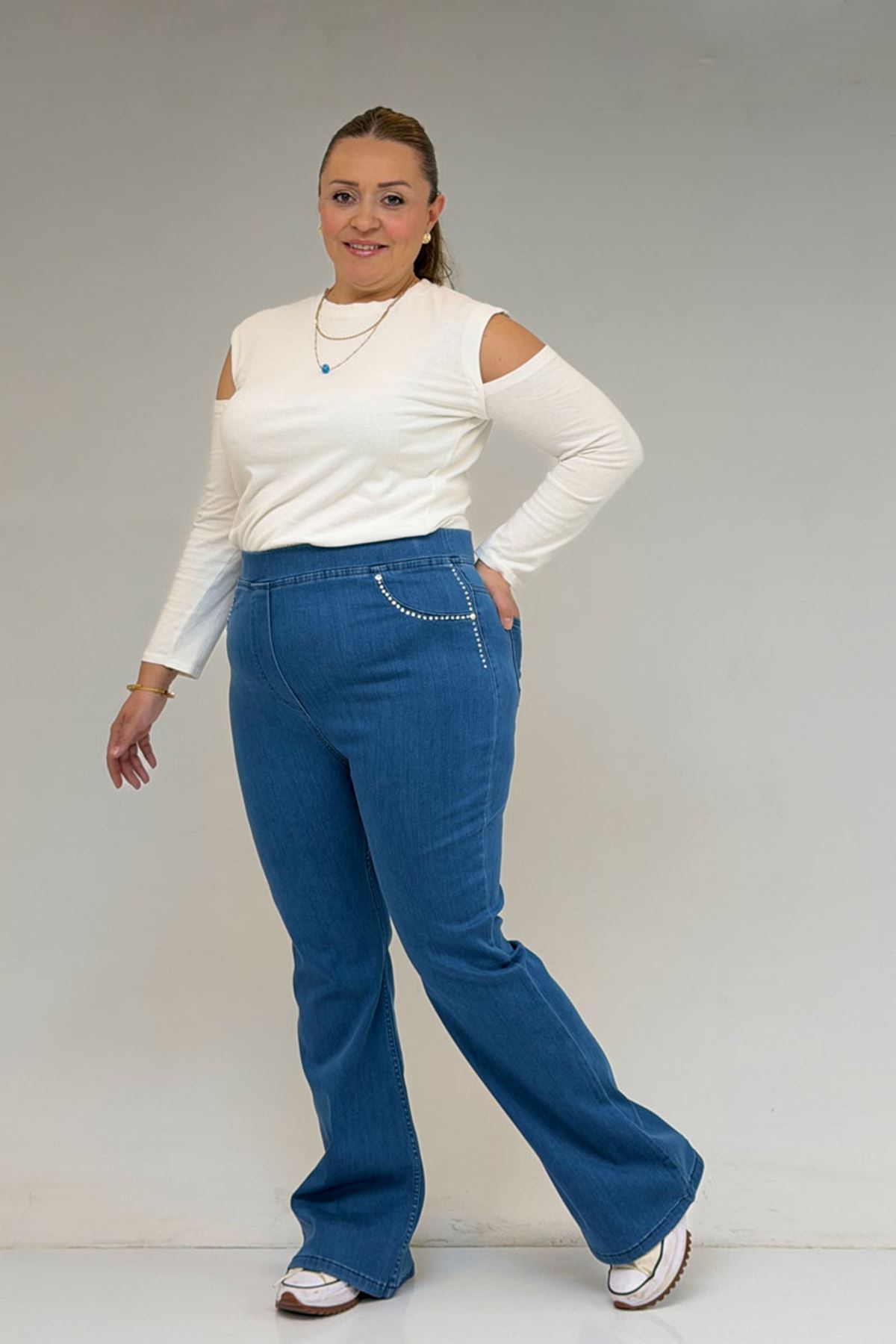 59041 Büyük Beden İspanyol  Taş Baskı Detaylı Kot Pantolon - Açık Mavi