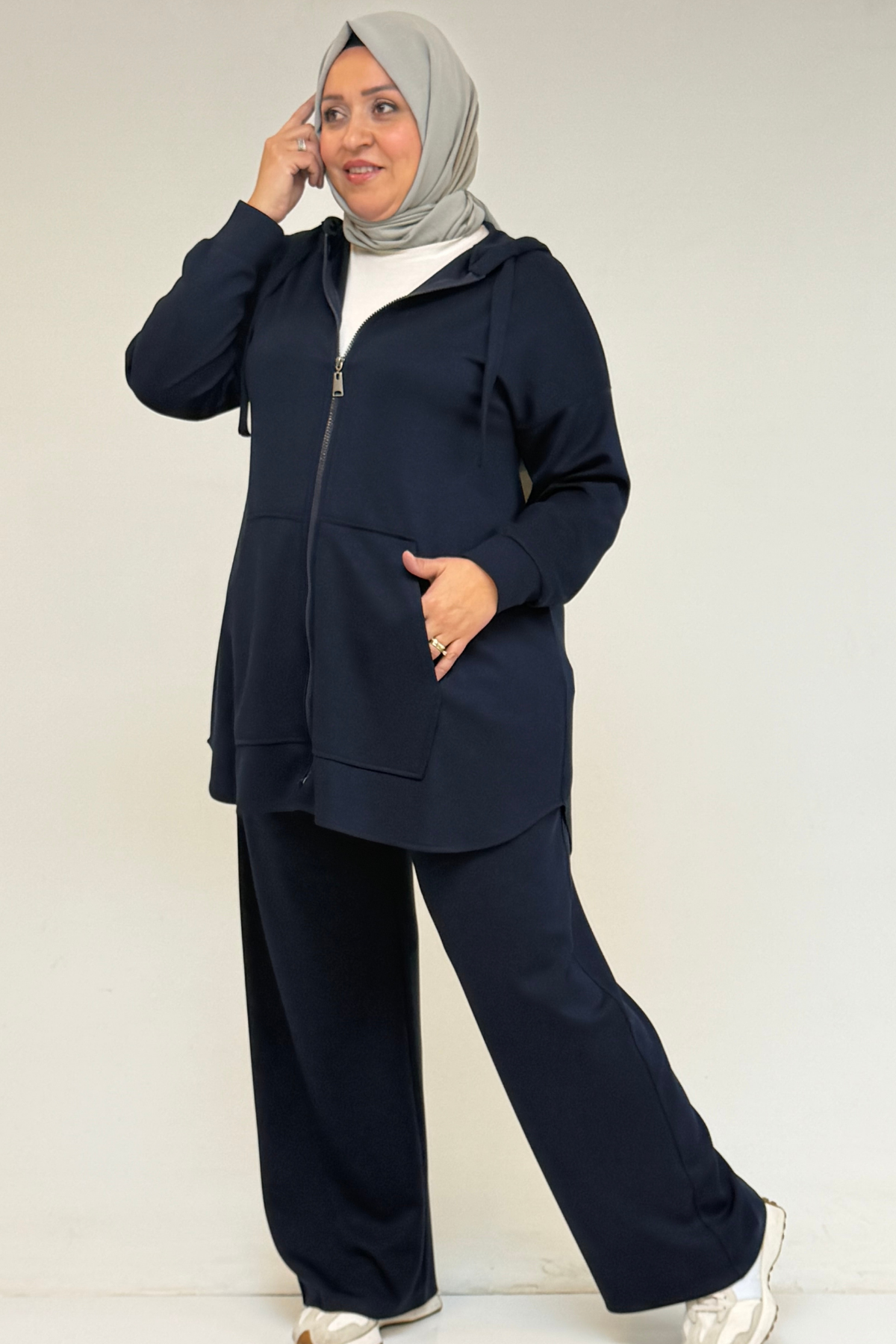 57022 Büyük Beden Kanguru Cepli Fermuarlı  Modal Pantolonlu  Takım -Lacivert