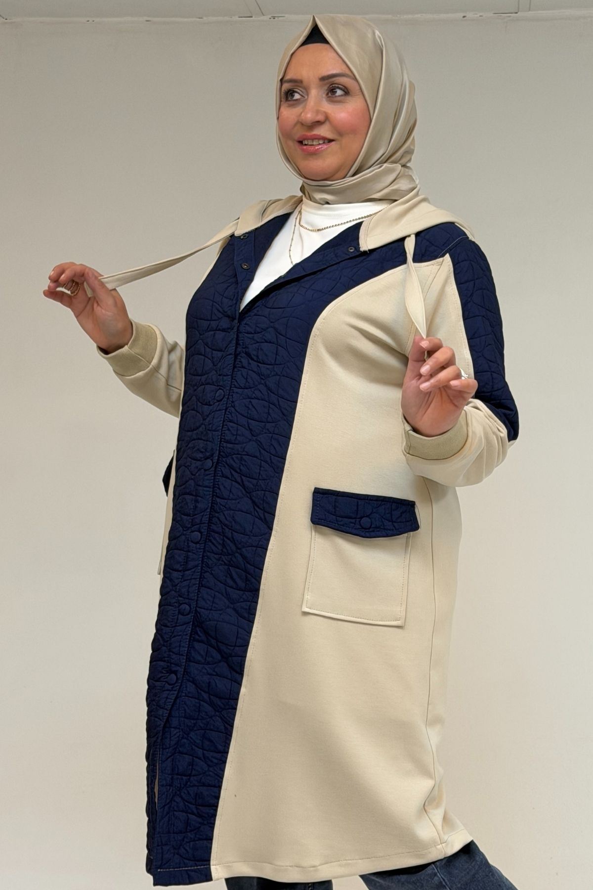 53030  Büyük Beden Kapşonlu Cepli Kapitone-Modal Kap - İndigo-Bej