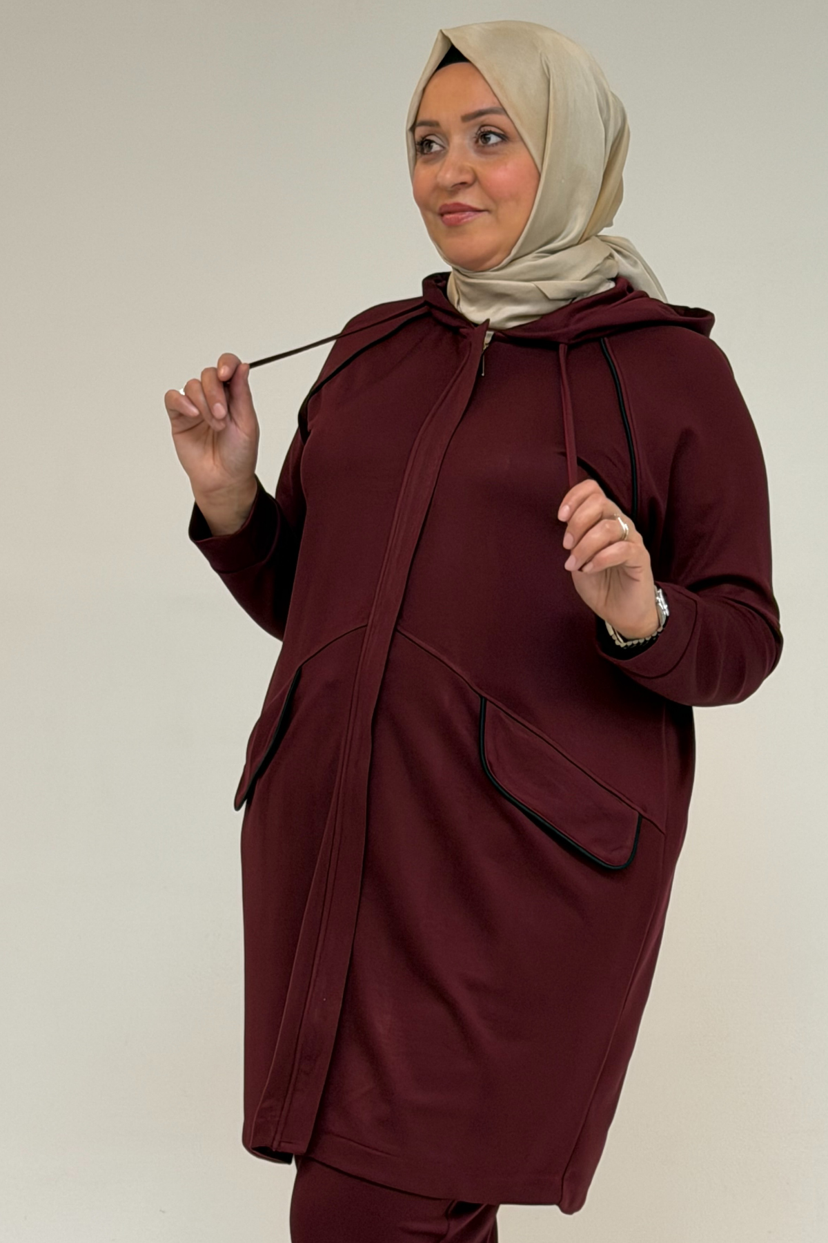 47068 Büyük Beden Çıtçıt Detaylı Modal Tunik - Bordo