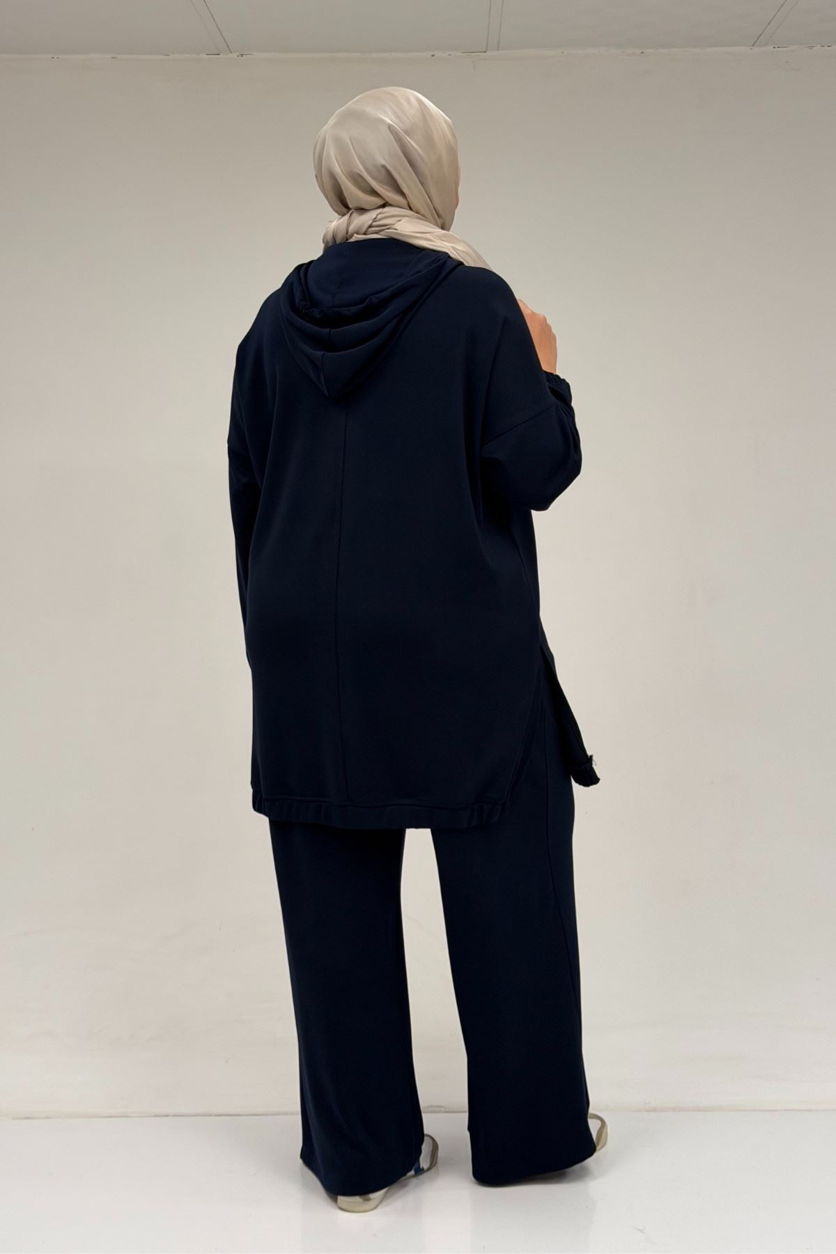 47089 Büyük Beden Yarım Patlı Kapşonlu Pantolonlu Modal Takım - Lacivert