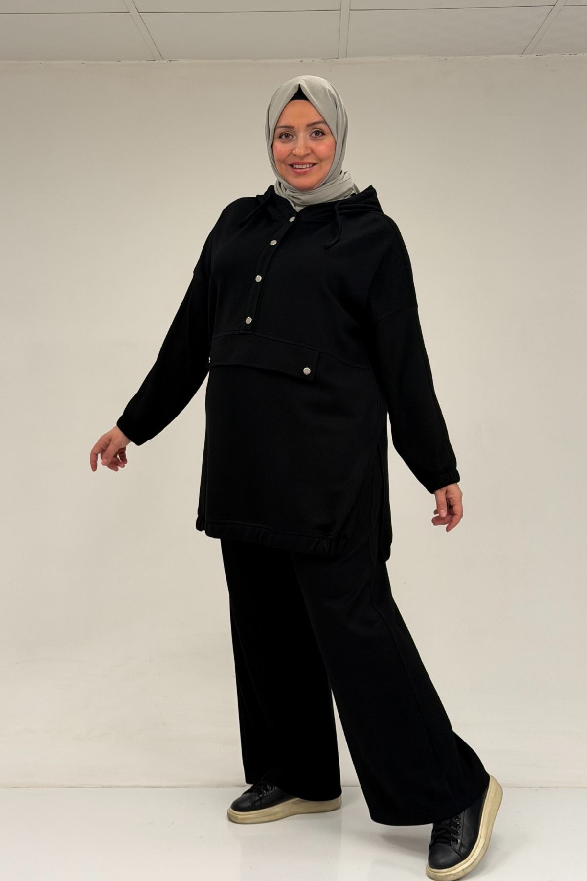 47089 Büyük Beden Yarım Patlı Kapşonlu Pantolonlu Modal Takım - Siyah