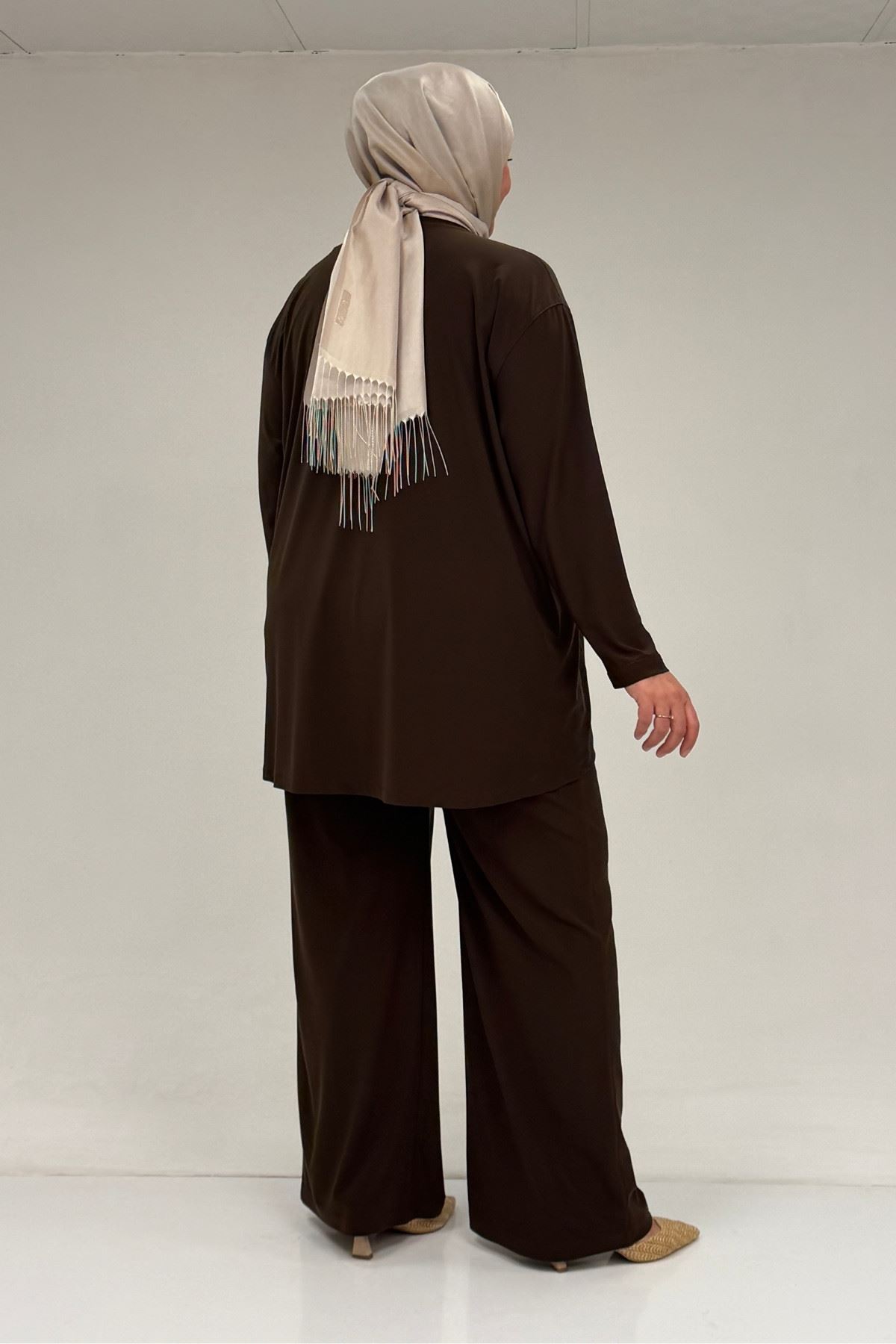 67033 Büyük Beden  Etek Ucu Parçalı Sandy Pantolonlu Takım - Kahve