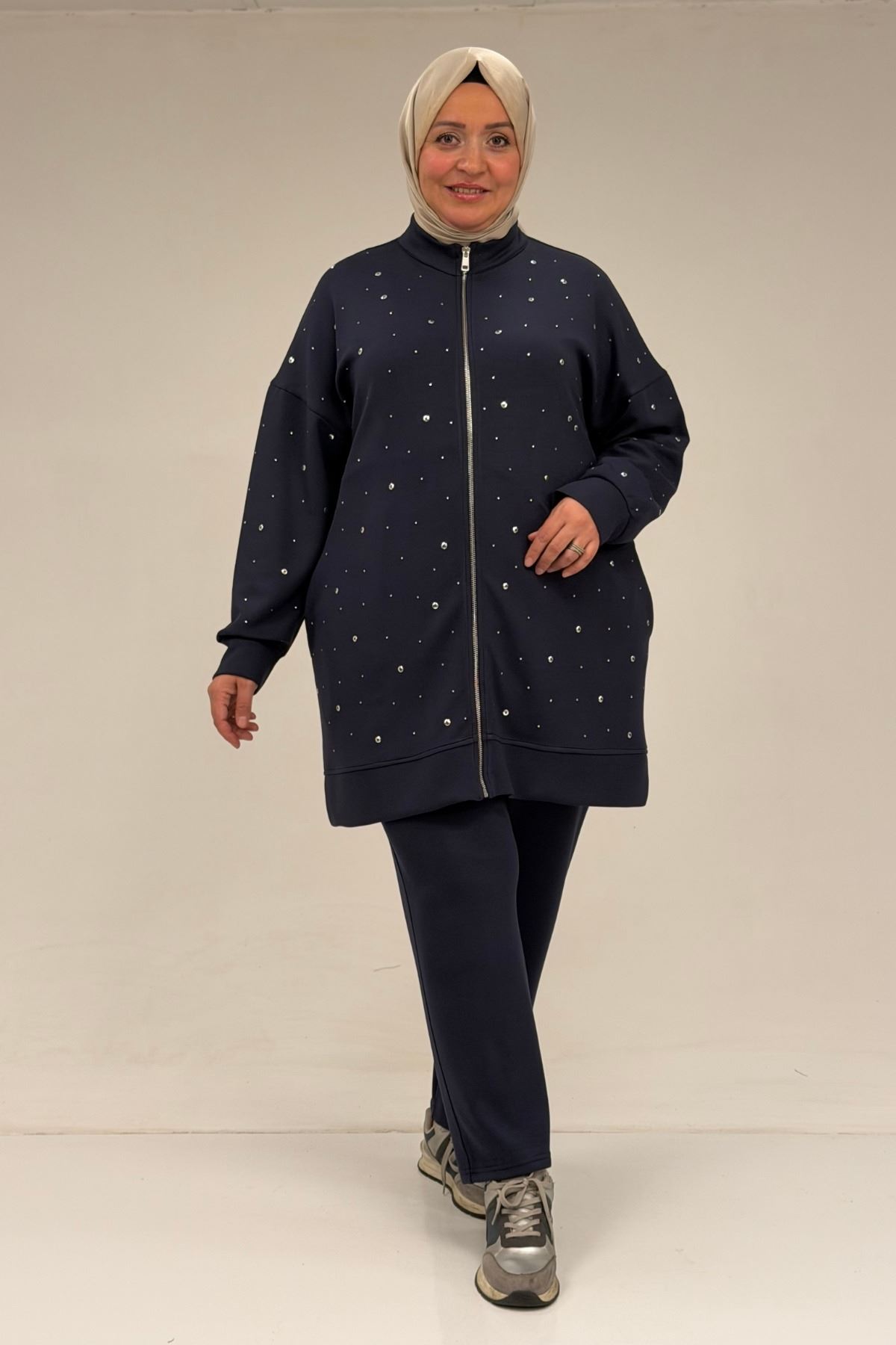 47070 Büyük Beden Önü Taş Detaylı Modal Pantolonlu Takım - Lacivert