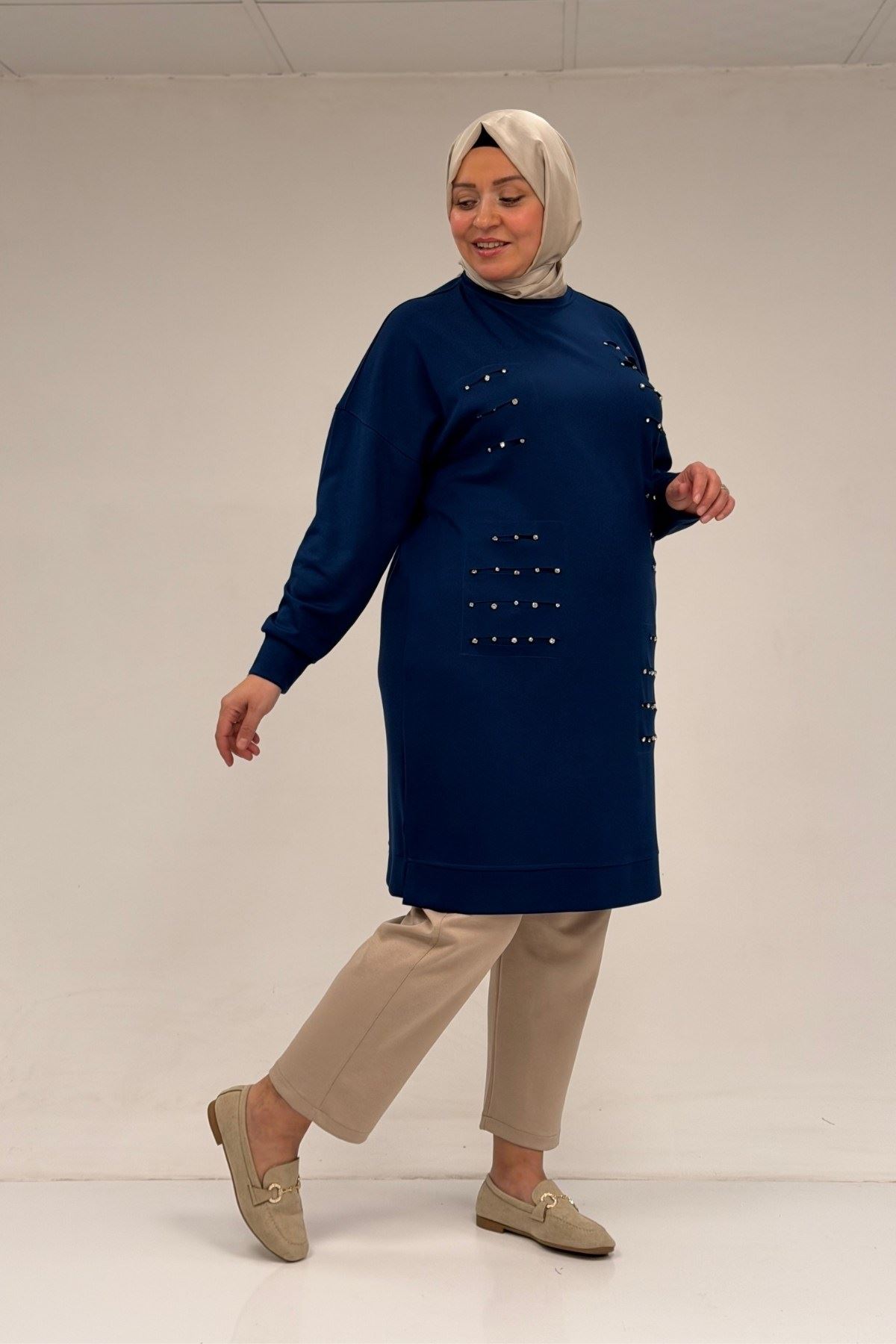 48089 Büyük Beden Beyoğlu Taşlı Modal Tunik - İndigo