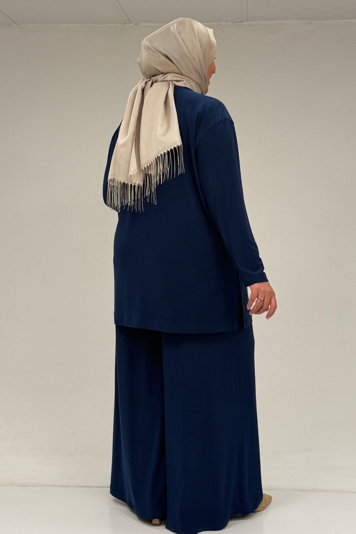 67030 Büyük Beden Yanı Yırtmaçlı Sandy Pantolonlu Takım - İndigo