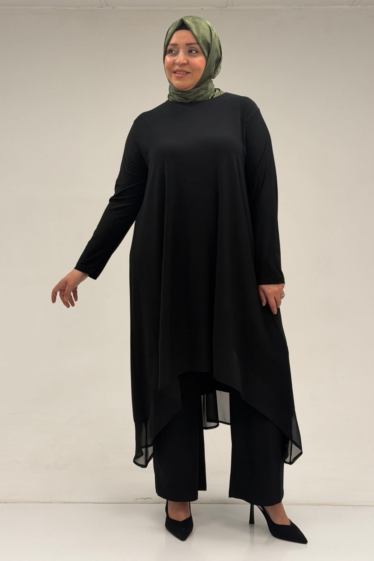 7602 طقم بنطلون و تونيك مقاس كبير - أزرق ملكي    