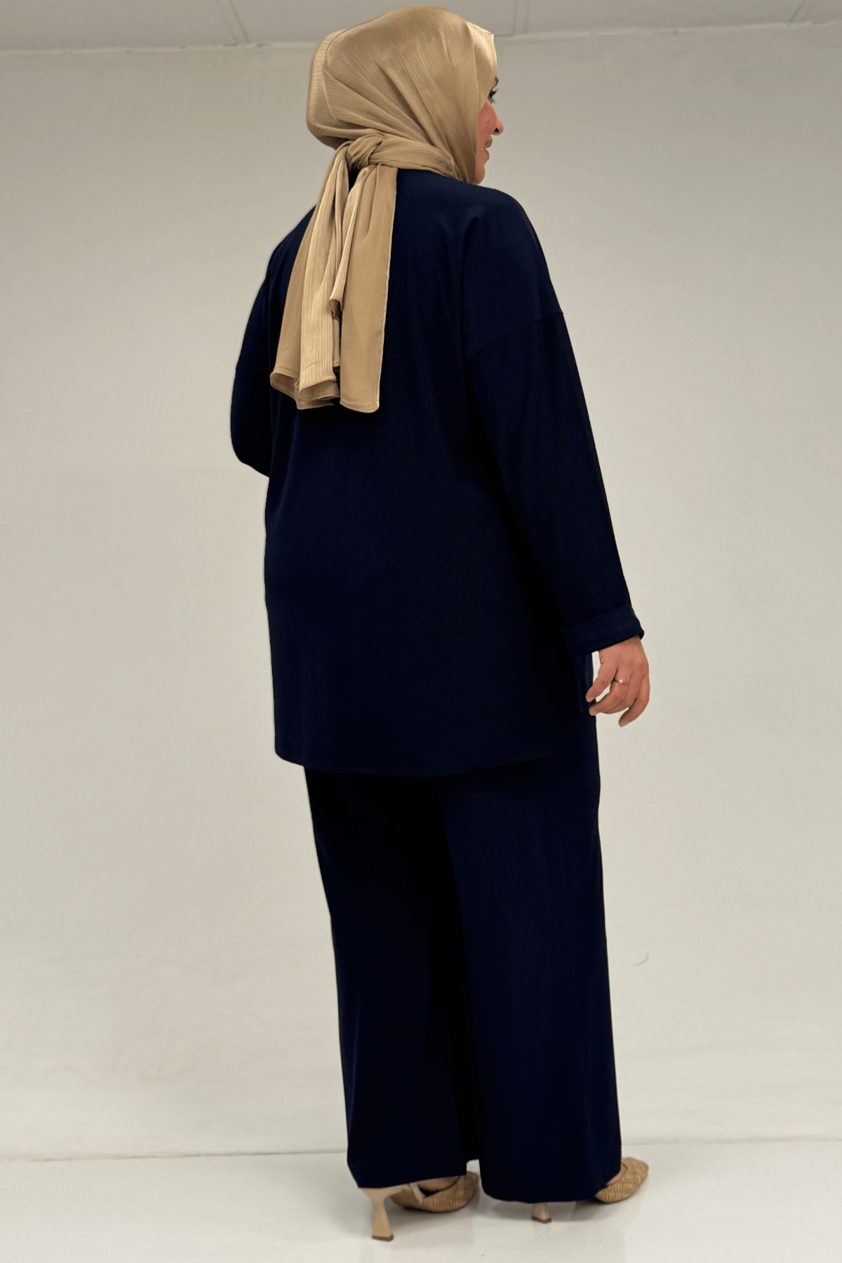 67001 Büyük Beden Kol Manşeti Duble Model Sandy Pantolonlu Takım - Lacivert