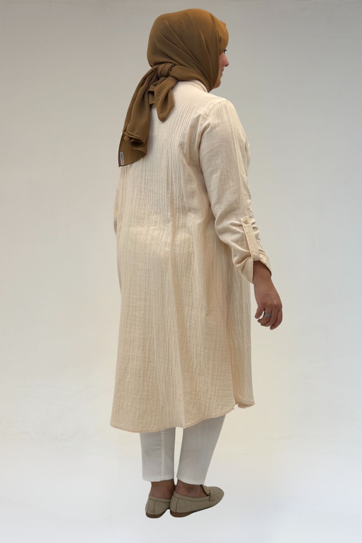 58092 Büyük Beden Çift Düğme Detaylı Müslin Gömlek - Krem