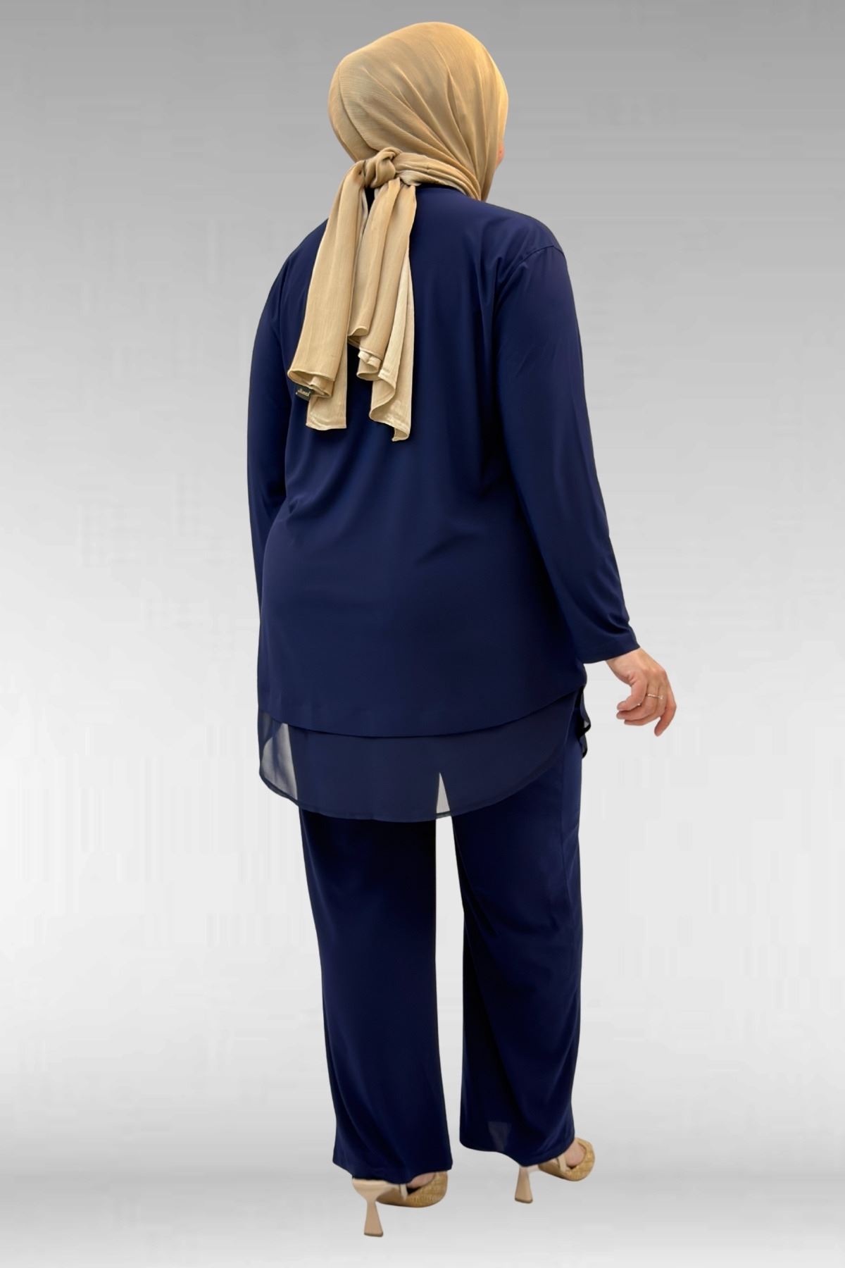 67009 Büyük Beden Etek Ucu Şifon Detaylı Sandy Pantolonlu Takım - Lacivert