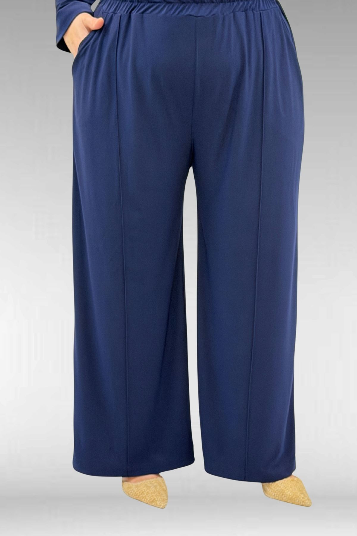 67001 Büyük Beden Kol Manşeti Duble Model Sandy Pantolonlu Takım - Lacivert