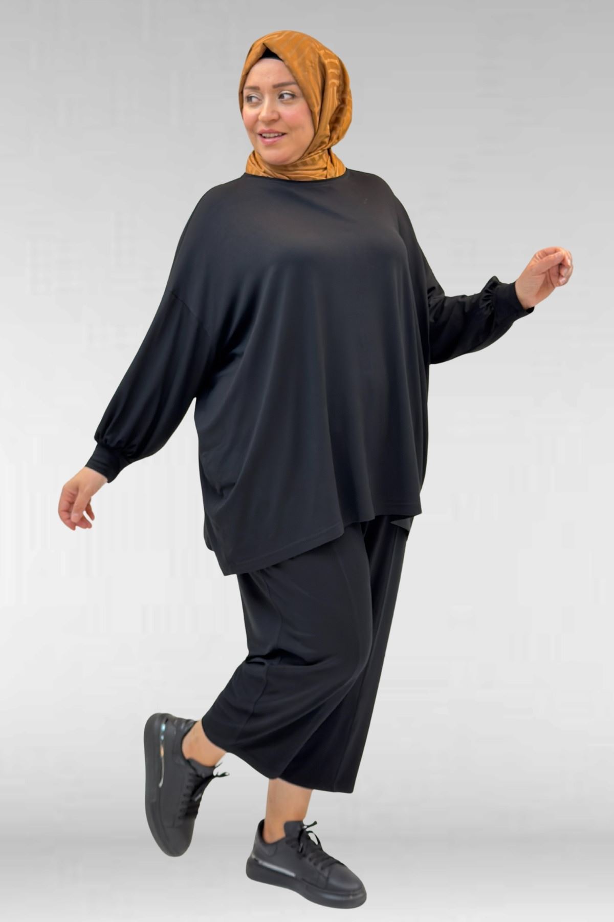 67037 Büyük Beden Düşük Kol Penye Pantolonlu Takım - Siyah