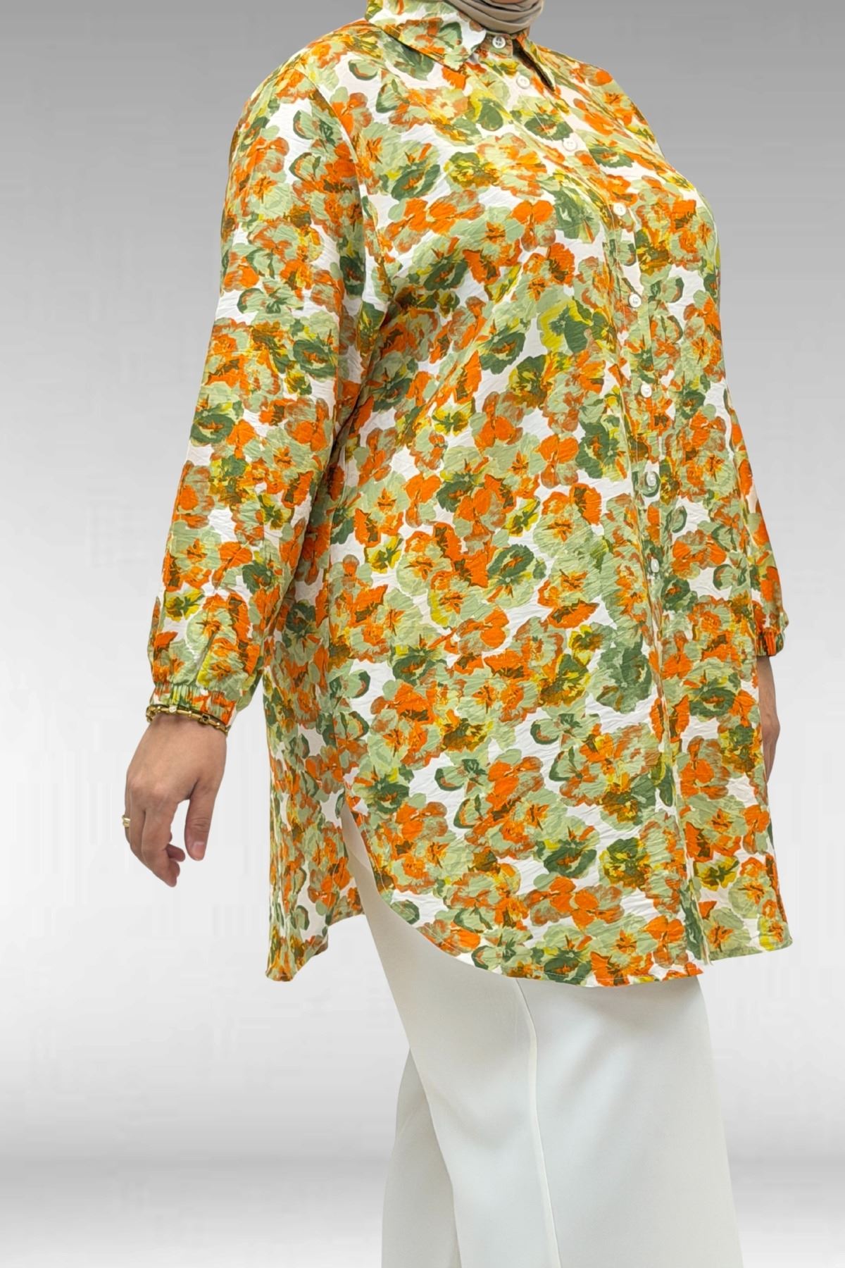 68010 Büyük Beden Yanları Yırtmaçlı Kolları Lastikli Mango Tunik - Çiçek Desen Yeşil