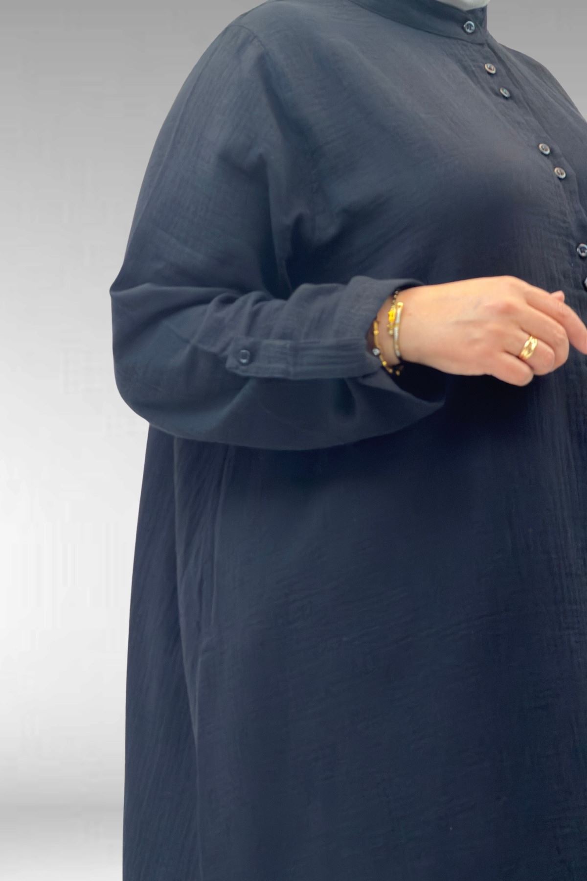 58092 Büyük Beden  Çift Düğme Detaylı Müslin Gömlek - Siyah