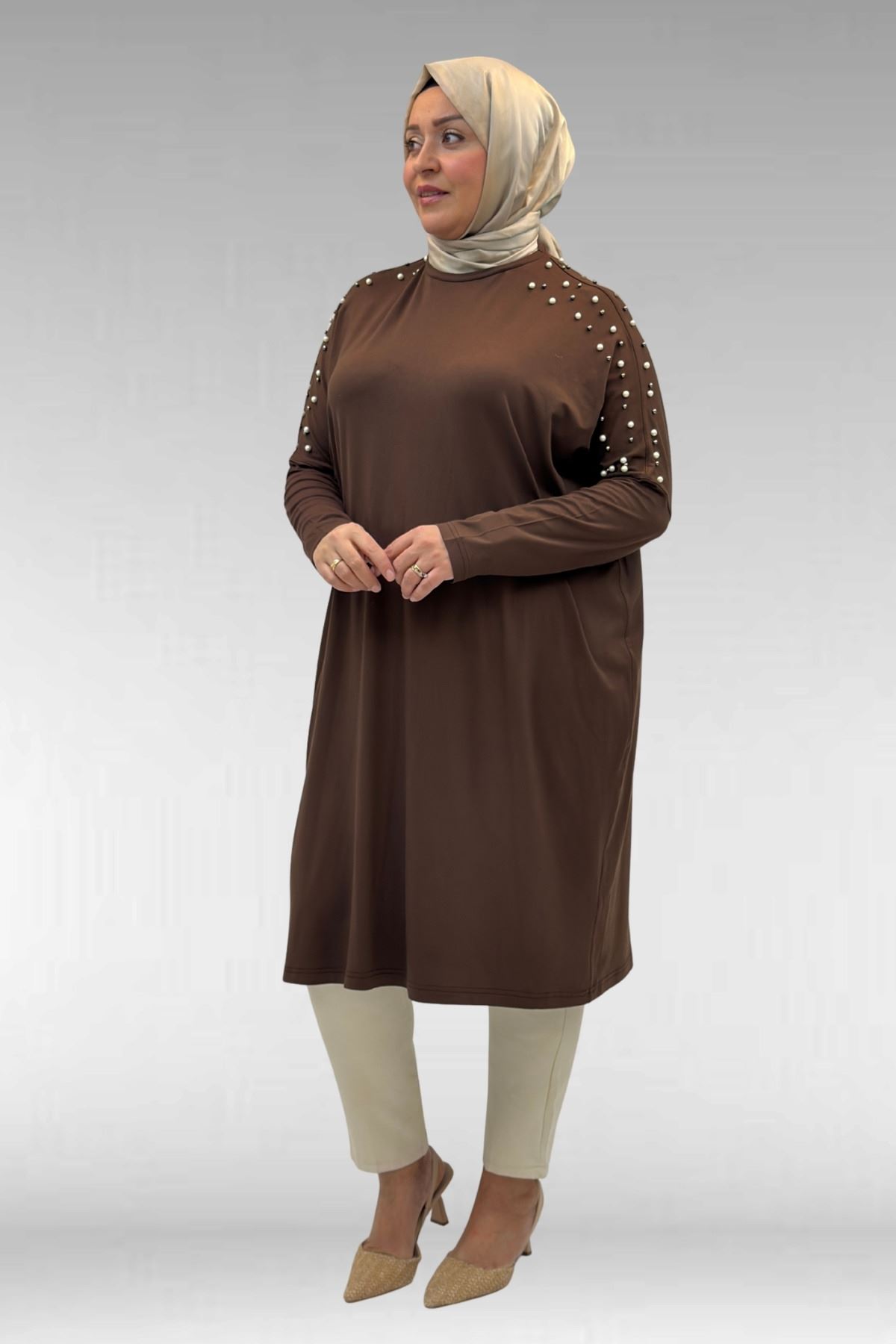 68012 Büyük Beden Omuzları Taş Detaylı Penye Tunik - Kahve