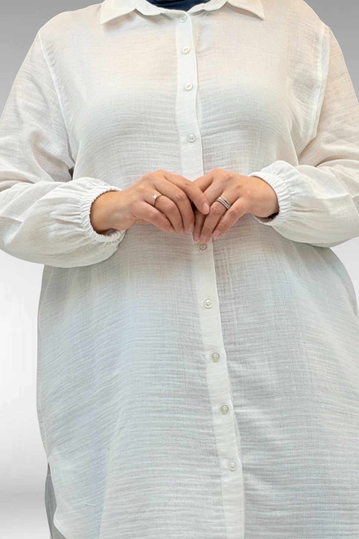 58091 Büyük Beden Kolları Lastikli Müslin Gömlek - Ekru