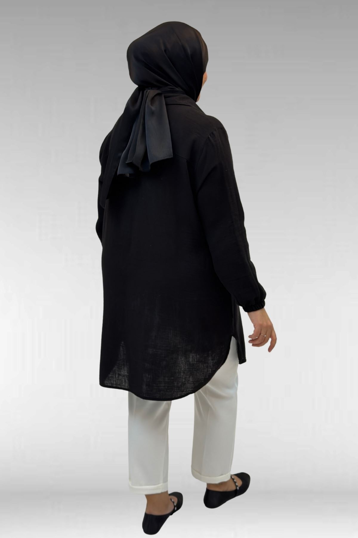 58091 Büyük Beden Kolları Lastikli Müslin Gömlek - Siyah