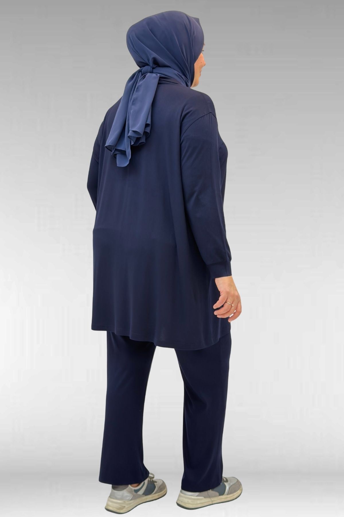 67014 Büyük Beden Parçalı Yakalı Fermuarlı Pantolonlu Penye Takım - Lacivert