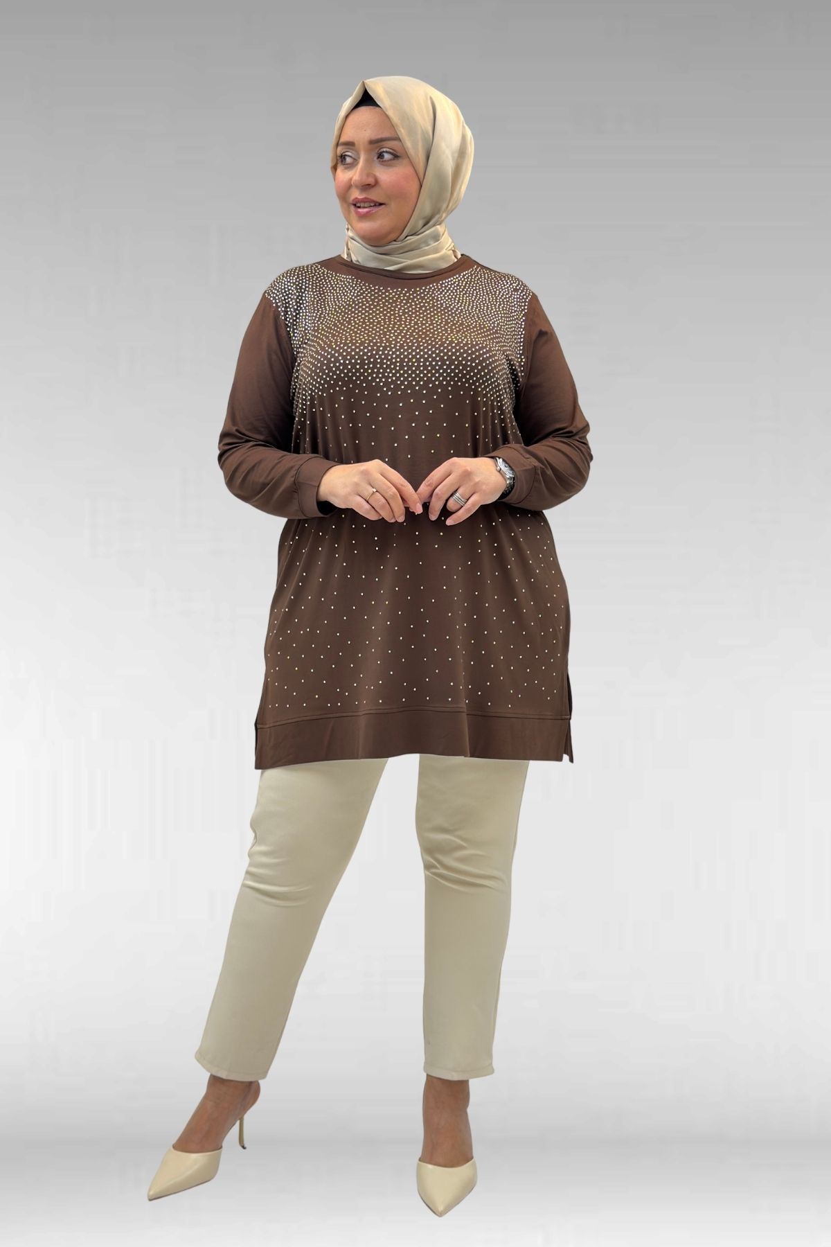 68011 Büyük Beden Önü Taş Detaylı Penye Tunik - Kahve