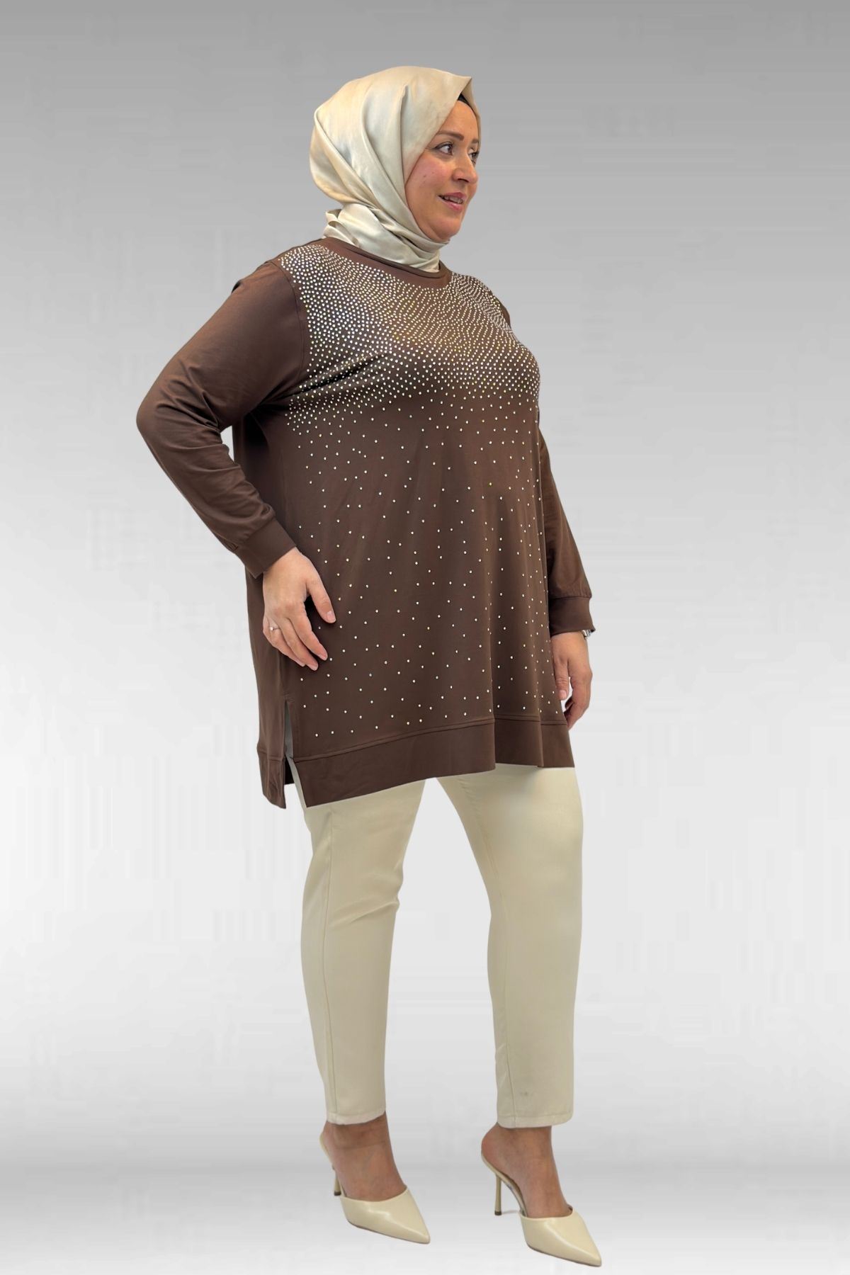 68011 Büyük Beden Önü Taş Detaylı Penye Tunik - Kahve