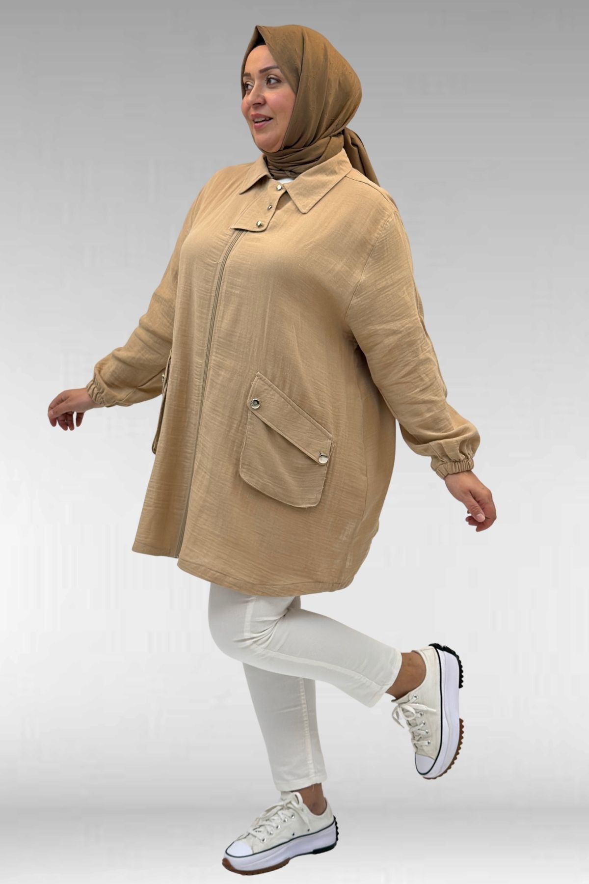 63001 Büyük Beden Cep Ve Patı Çıtçıt Detaylı Müslin Ceket - Bej