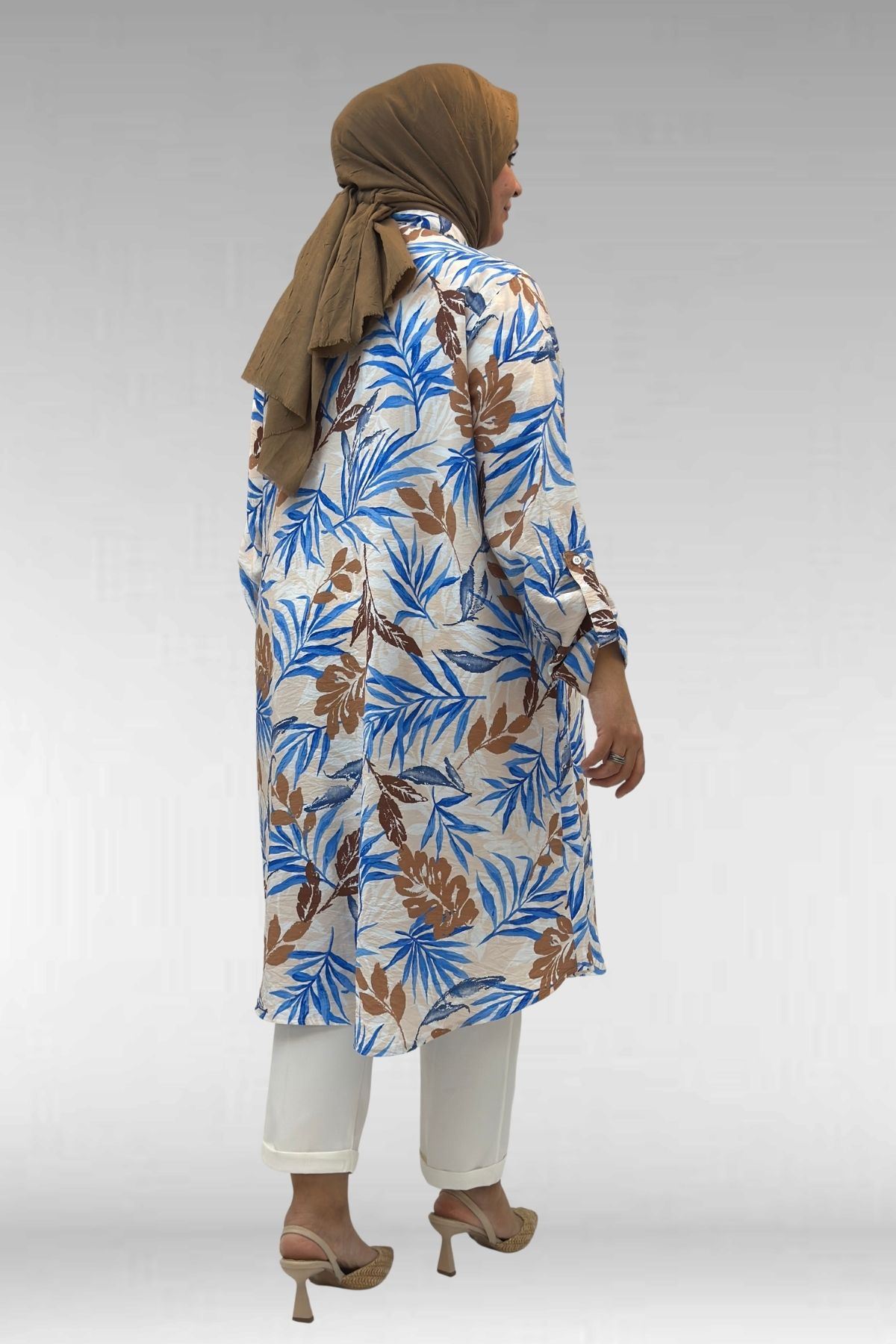 68014 Büyük Beden Hakimyaka Çift Düğmeli Mango Tunik - Yaprak Desen Vizon