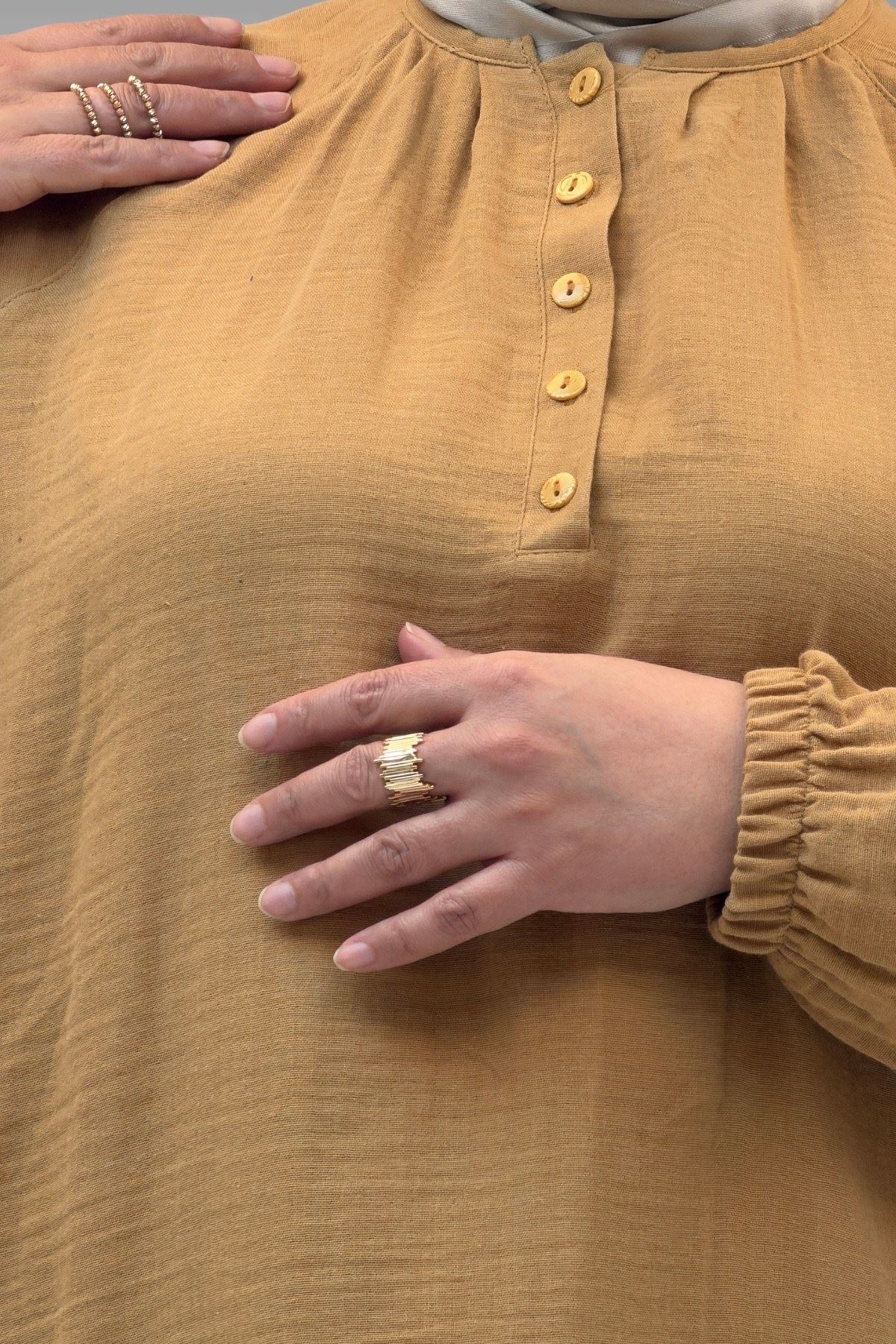 67039 Büyük Beden Yarım Patlı Sıfır Yaka Müslin Pantolonlu Takım - Bisküvi