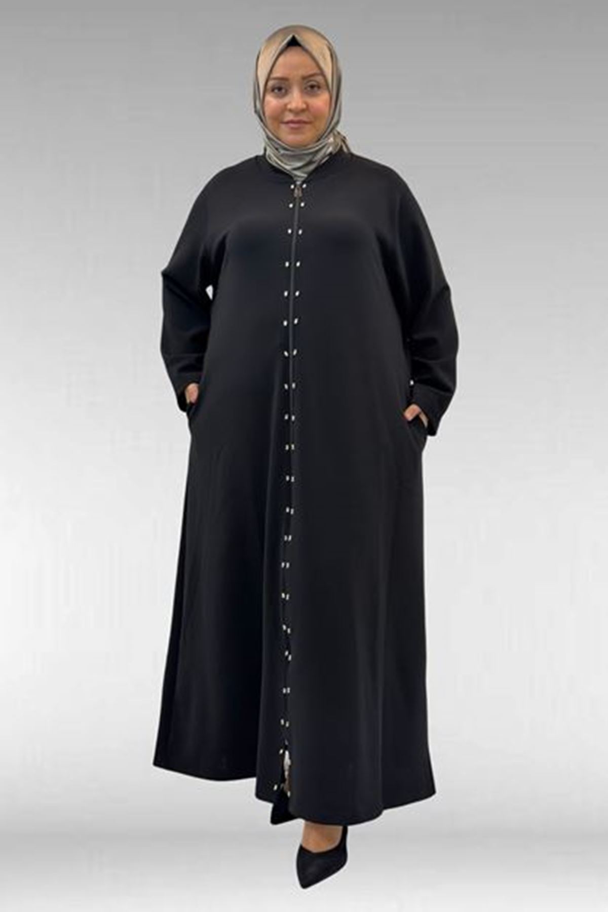 D-56021 Büyük Beden Boydan Fermuarlı Taş Detaylı Çelik Ferace - Siyah
