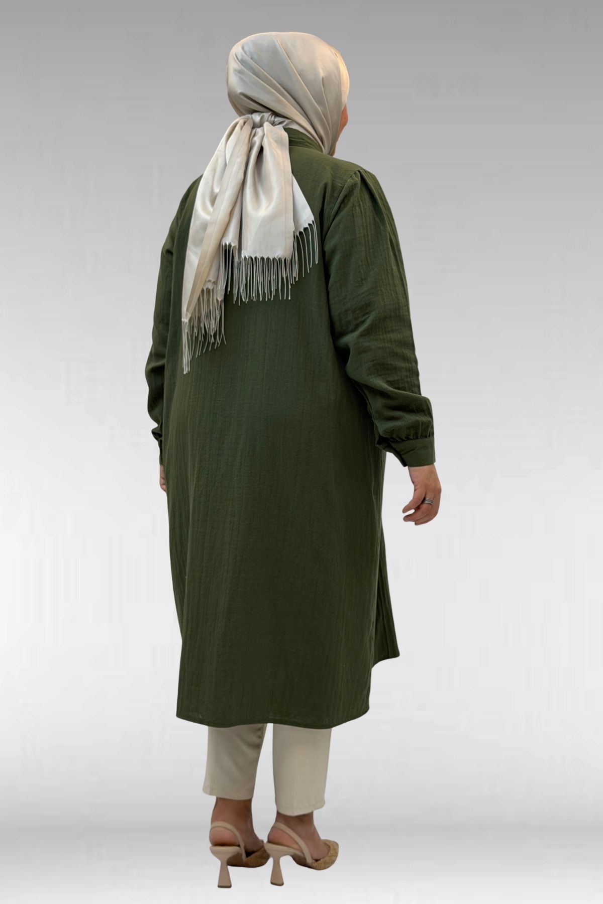 68021 Büyük Beden Düğme Detaylı Müslin Gömlek - Haki