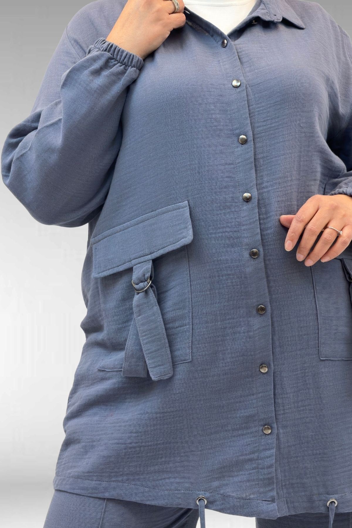 67015 Büyük Beden Cepleri D Toka Detaylı Müslin Pantolonlu Takım - Antrasit