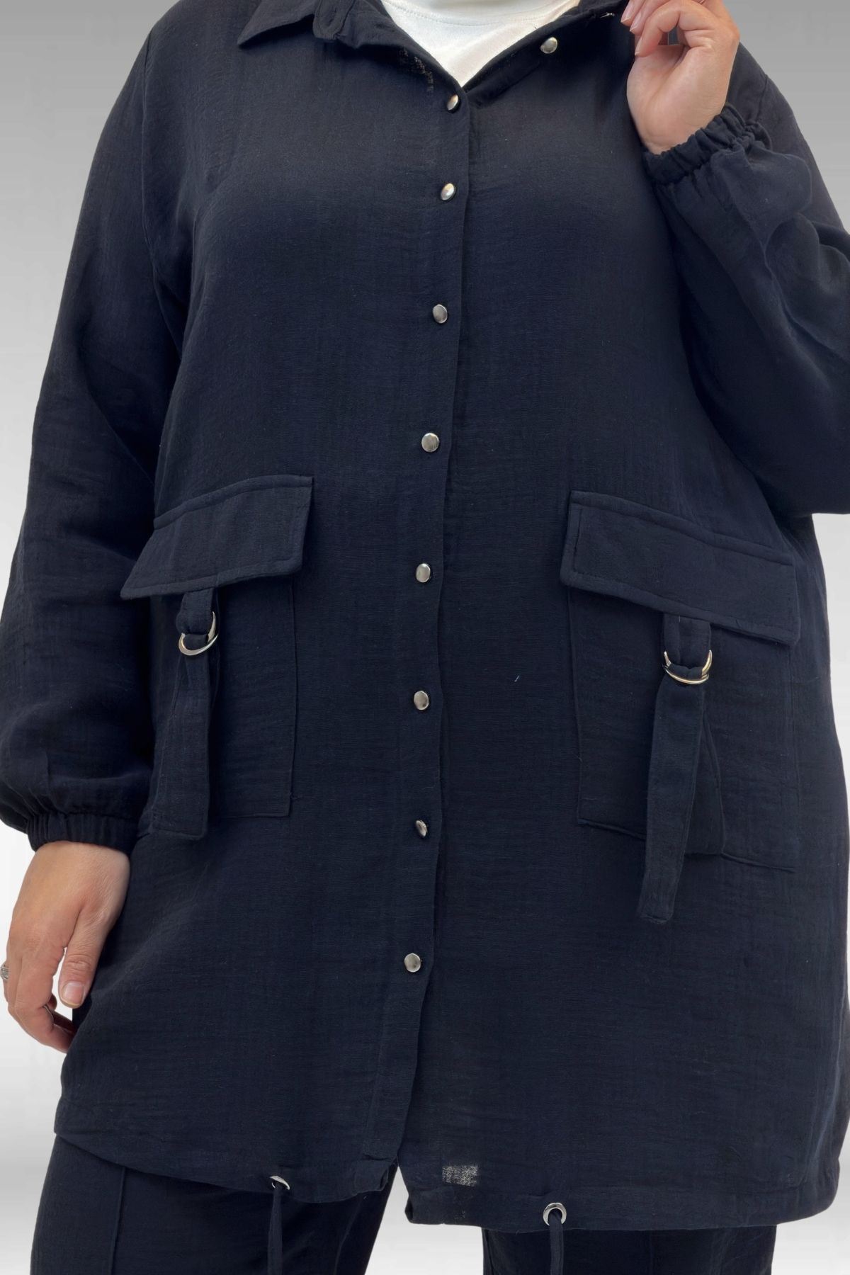 67015 Büyük Beden Cepleri D Toka Detaylı Müslin Pantolonlu Takım - Siyah