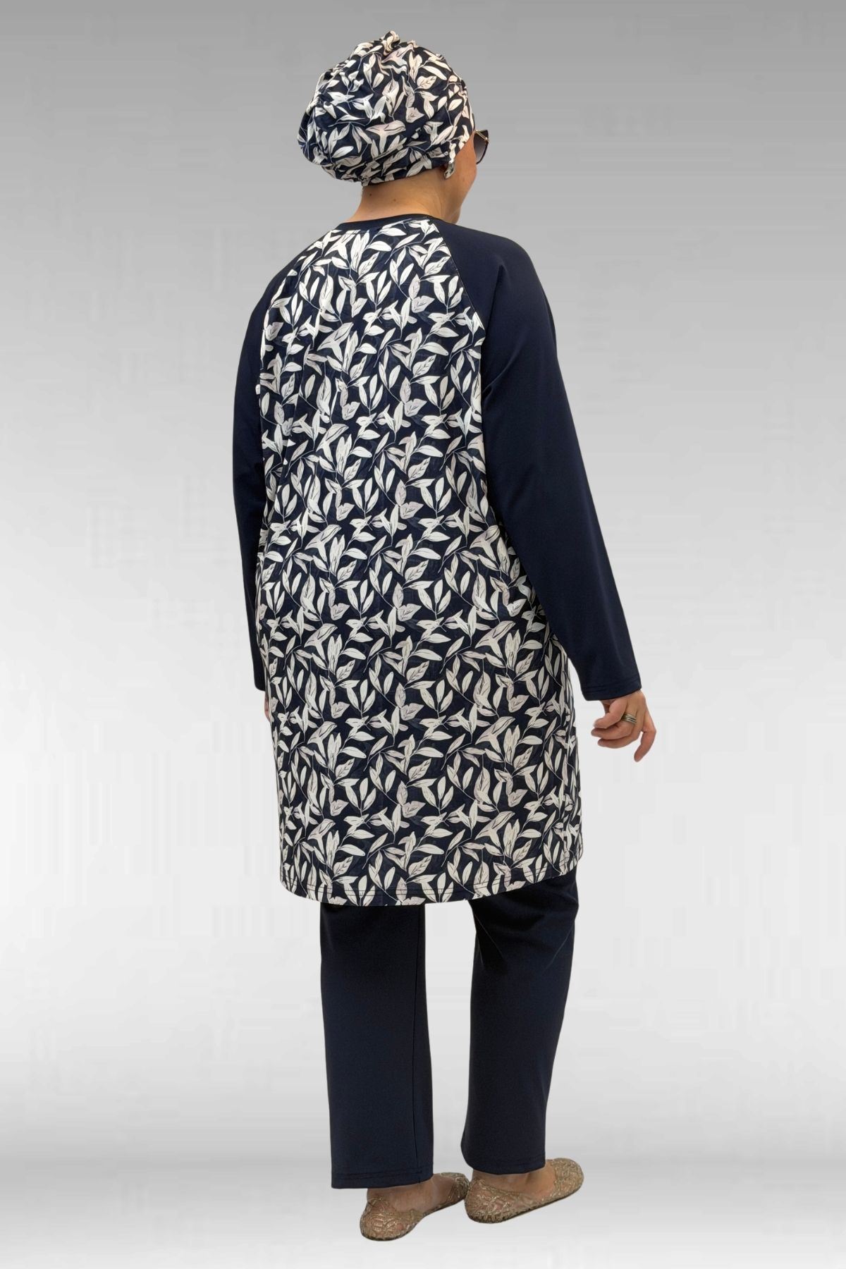 1742 Büyük Beden Uzunkol Tesettür Mayo Takım - Yaprak Desen Ekru