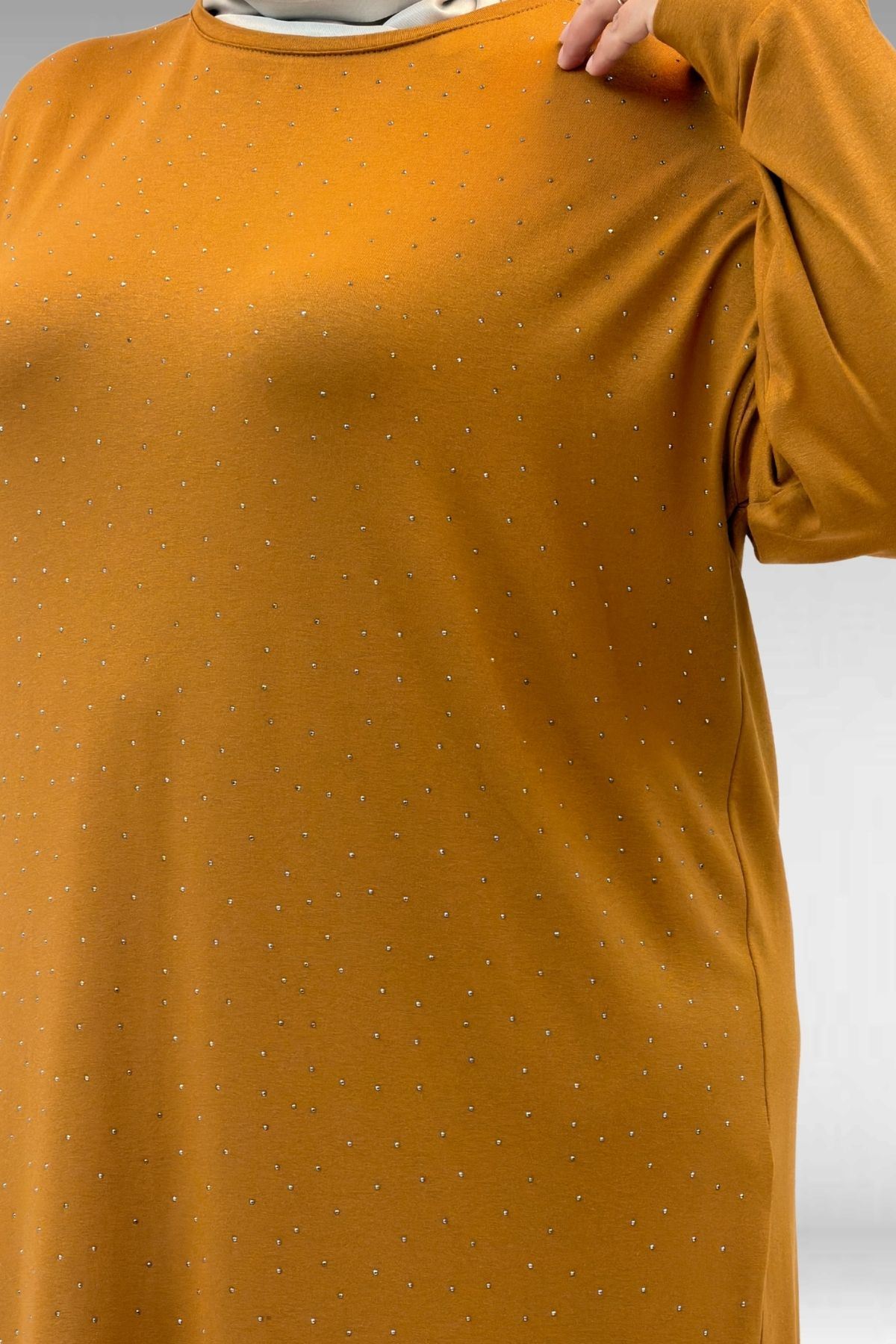 68001 Büyük Beden Önü Taş Baskı Detaylı Penye Tunik - Hardal